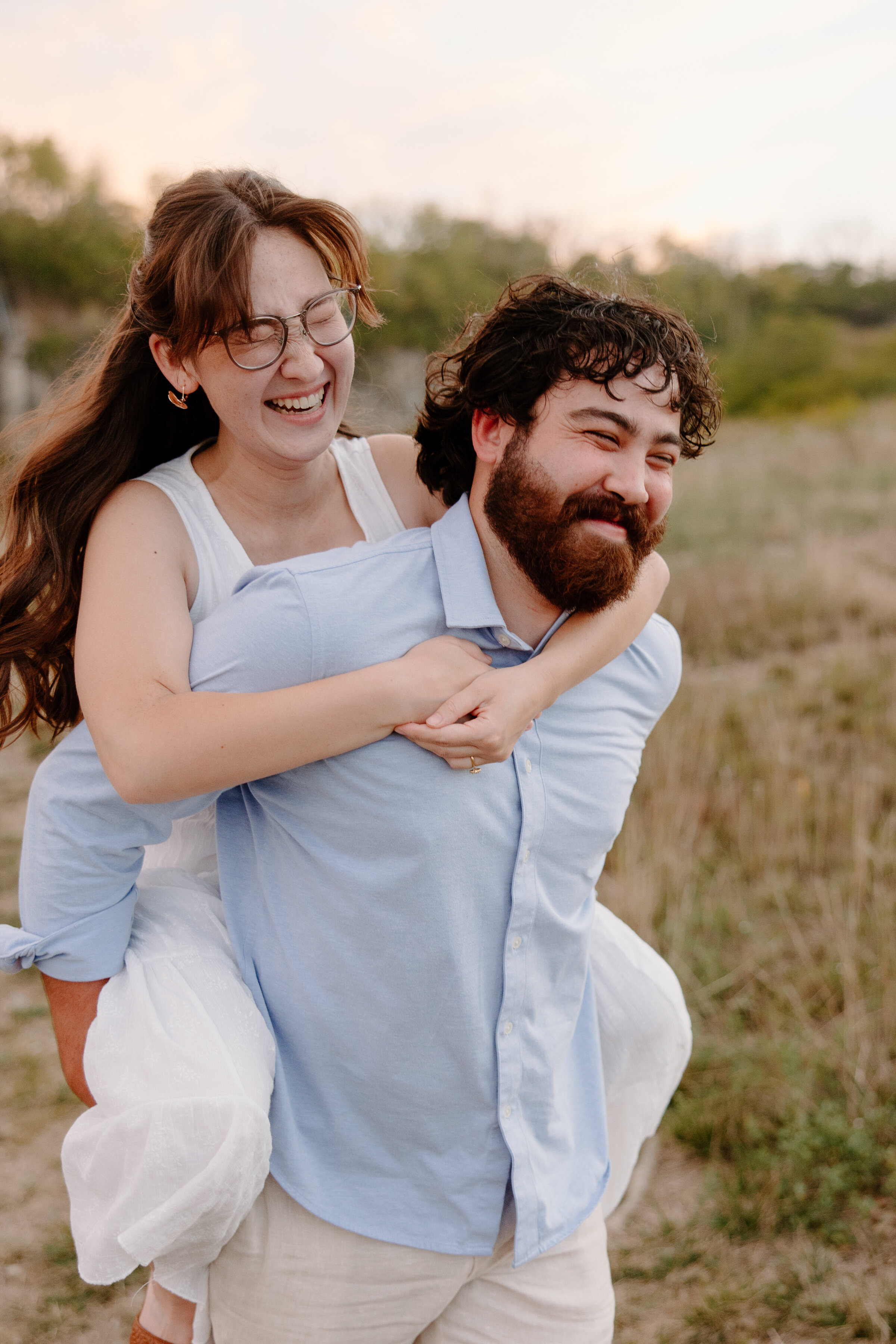 LiaMaxEngagement-254