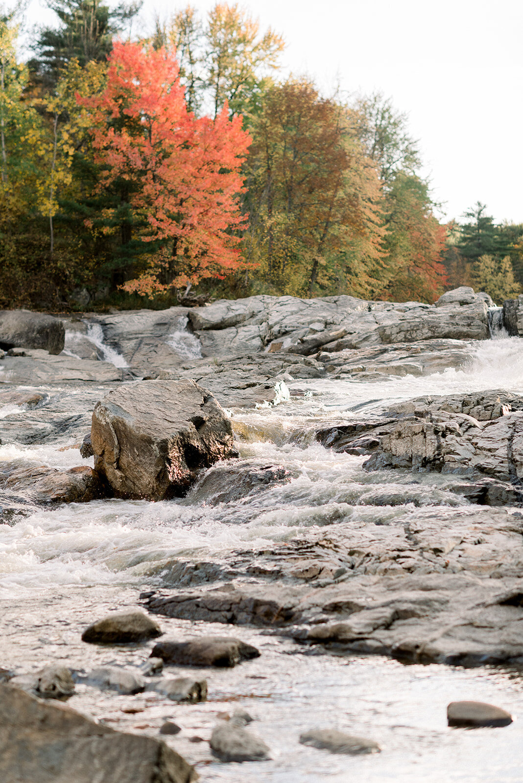 beautful river in the fall in upstate ny photgoraphed by adirondack wedding photographer