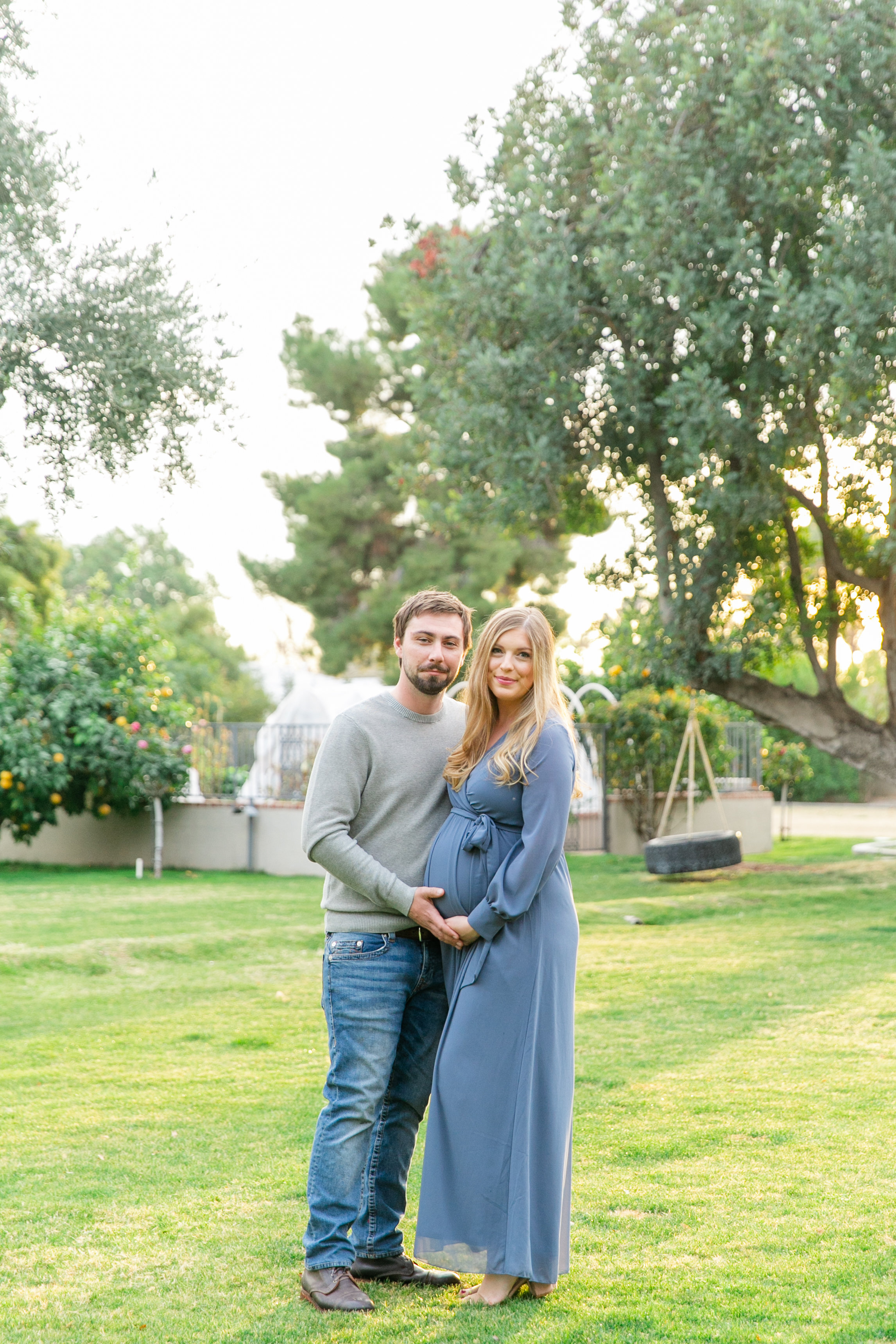 Karlie Colleen Photography - Phoenix Arizona Maternity Session - Green Historic Home - Hannah & Calvin -64
