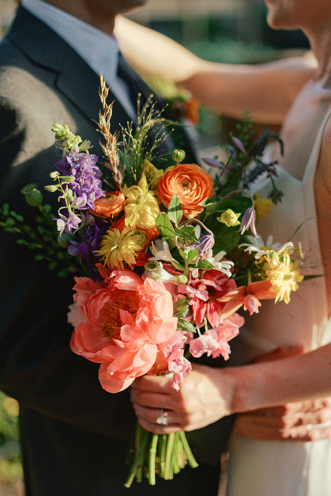 Modern-colorful-wedding 3579