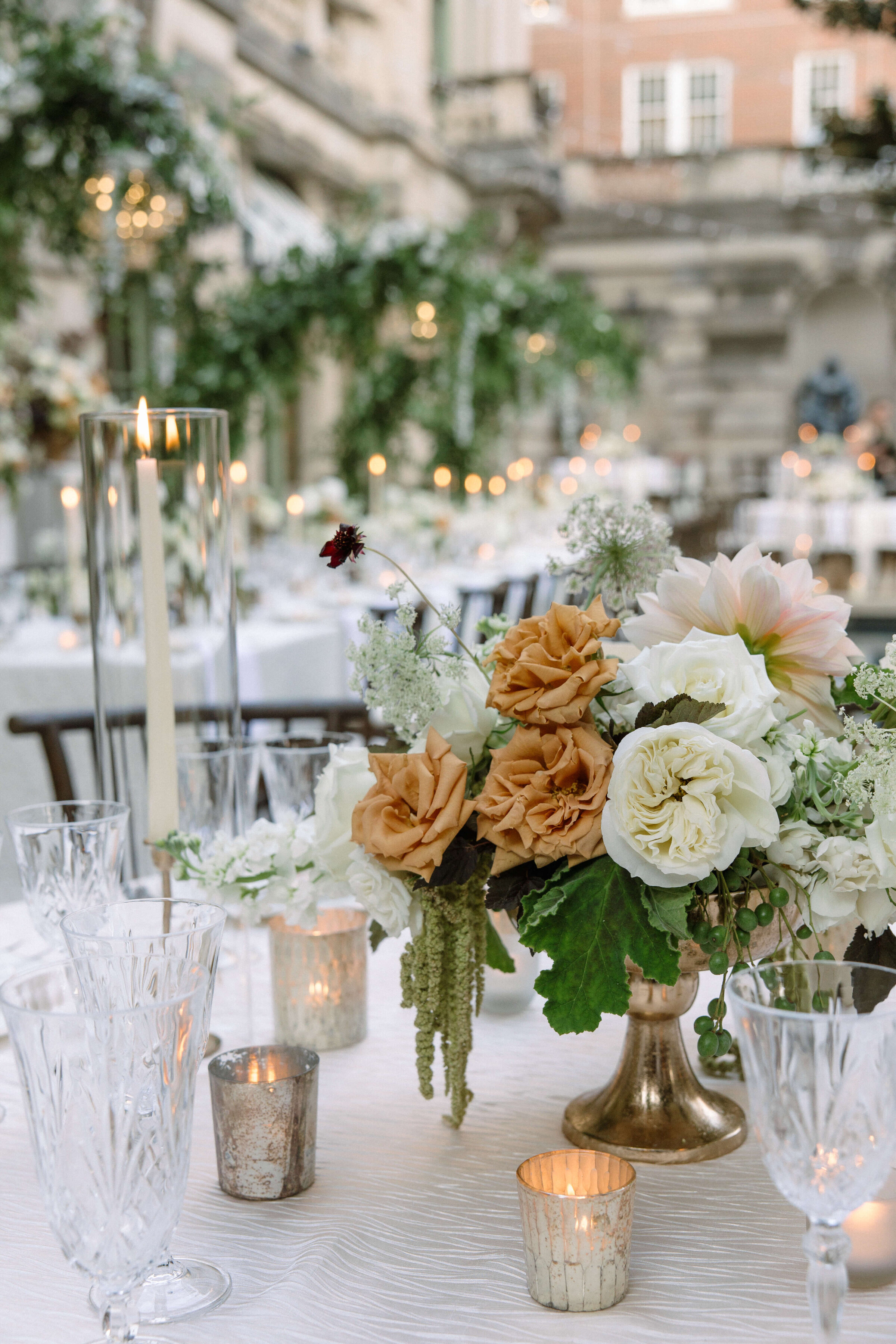 maeve-matt-wedding-centerpiece-dc-springvale-floral