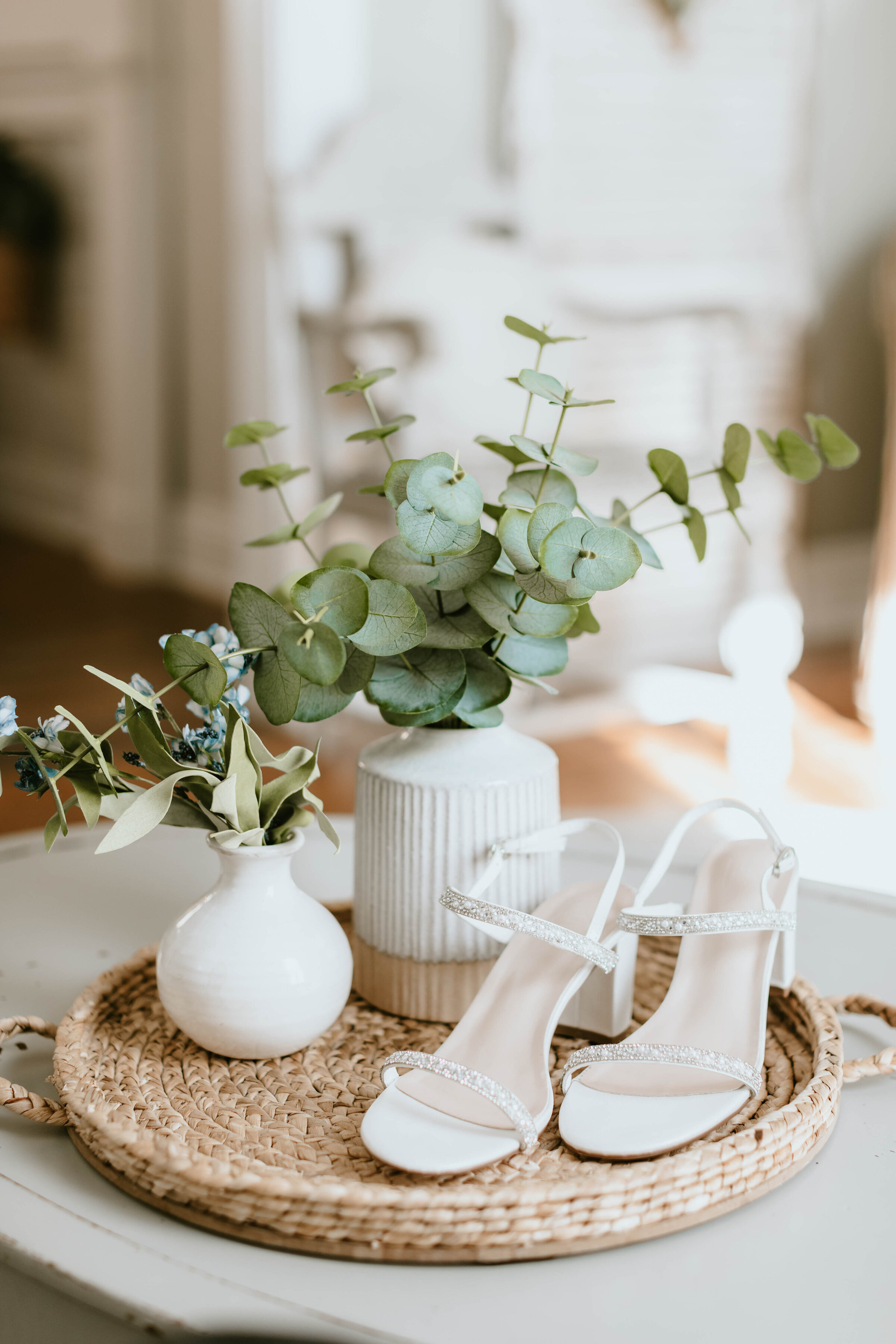 Bridal accessories. 