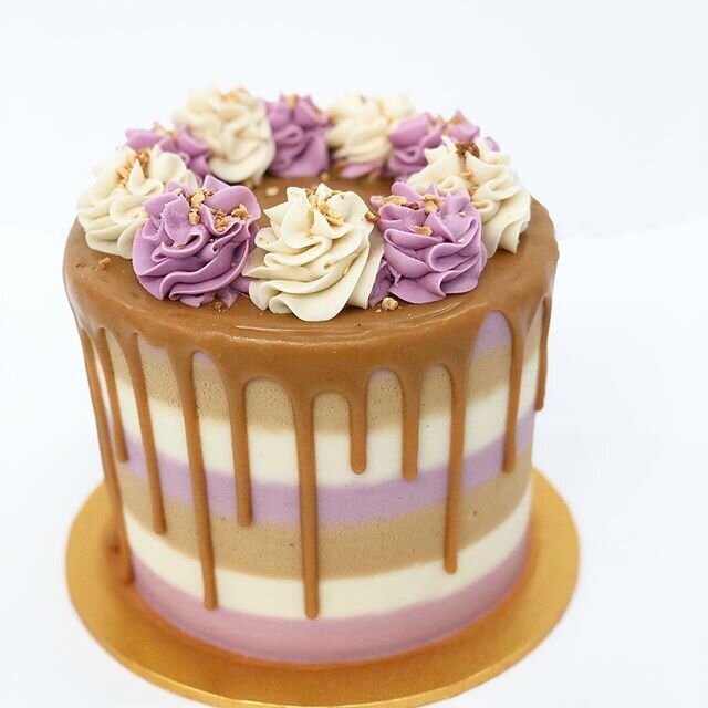 24 Edible Cupcake Toppers Cake Decorations Precut Circles I Love Hurling 