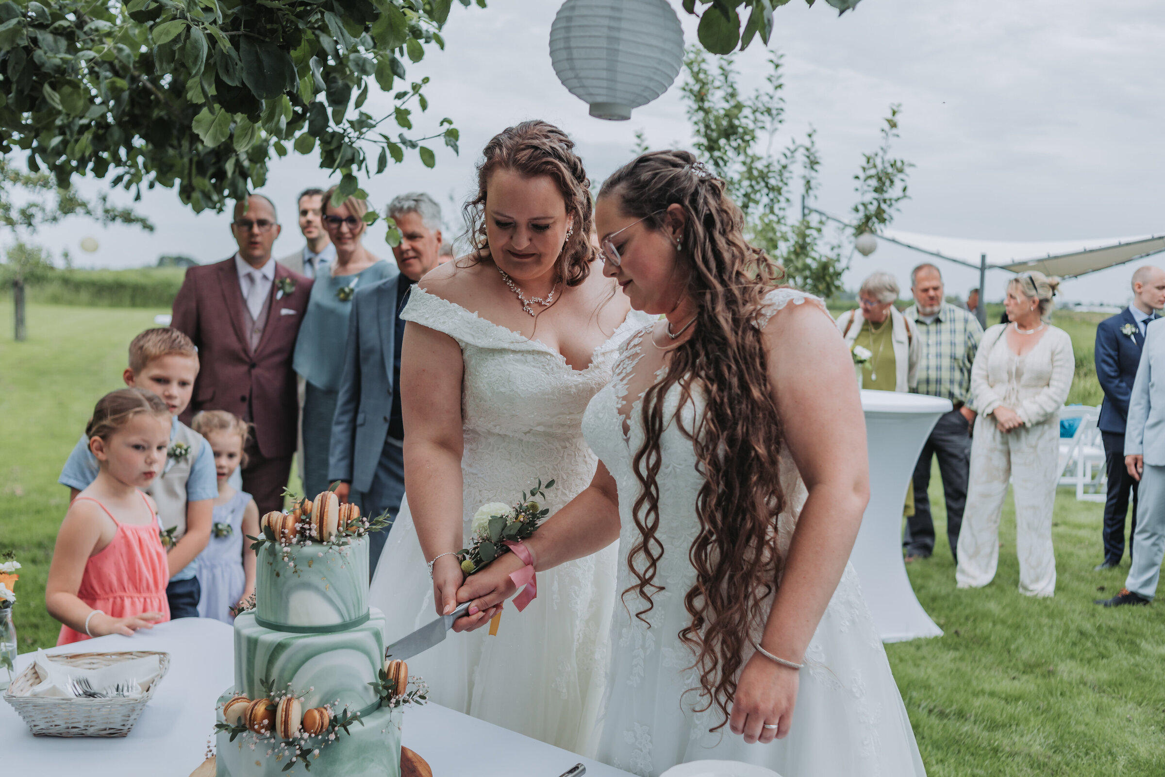 annedenhaanbruiloftxdaniekkirstensneakypreview-10