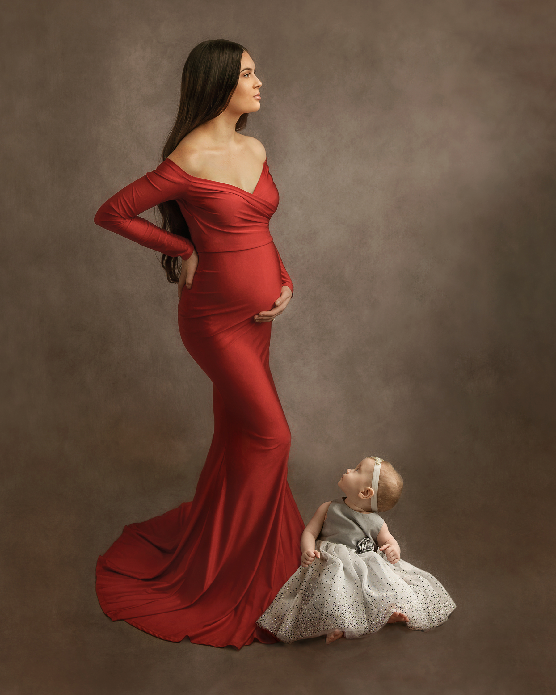 Pregnant-Momma-and-toddler studio portrait session with sherry pratt photography in columbia california.
