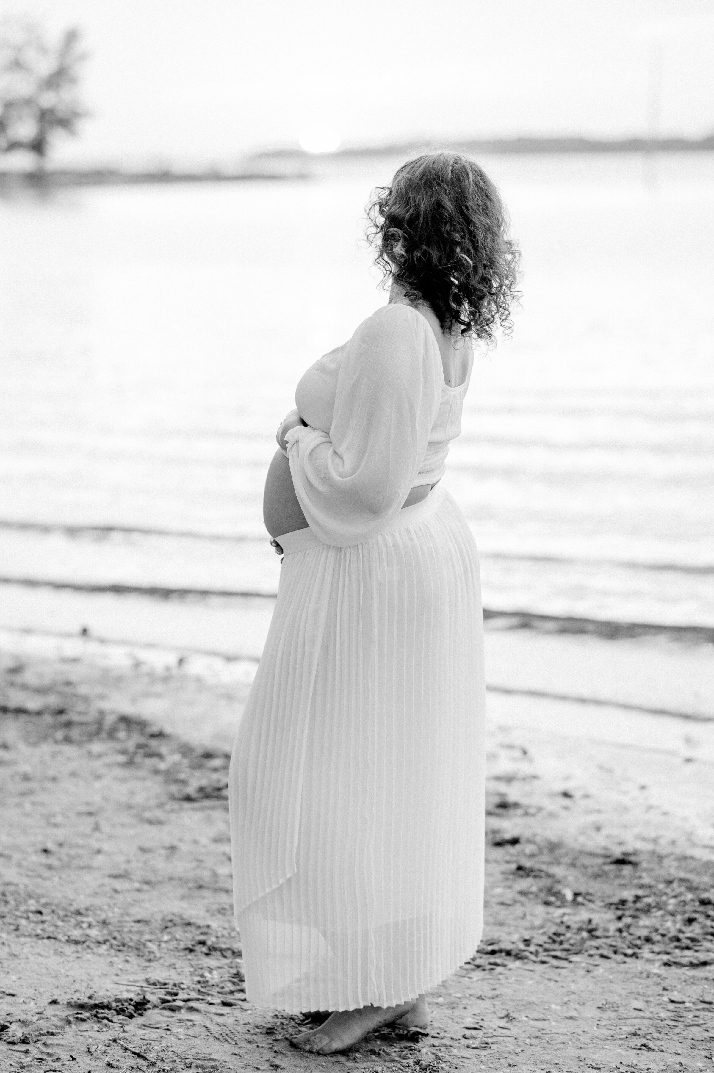 Alanna Gustavo Beach Maternity- Photography by Emma 0405