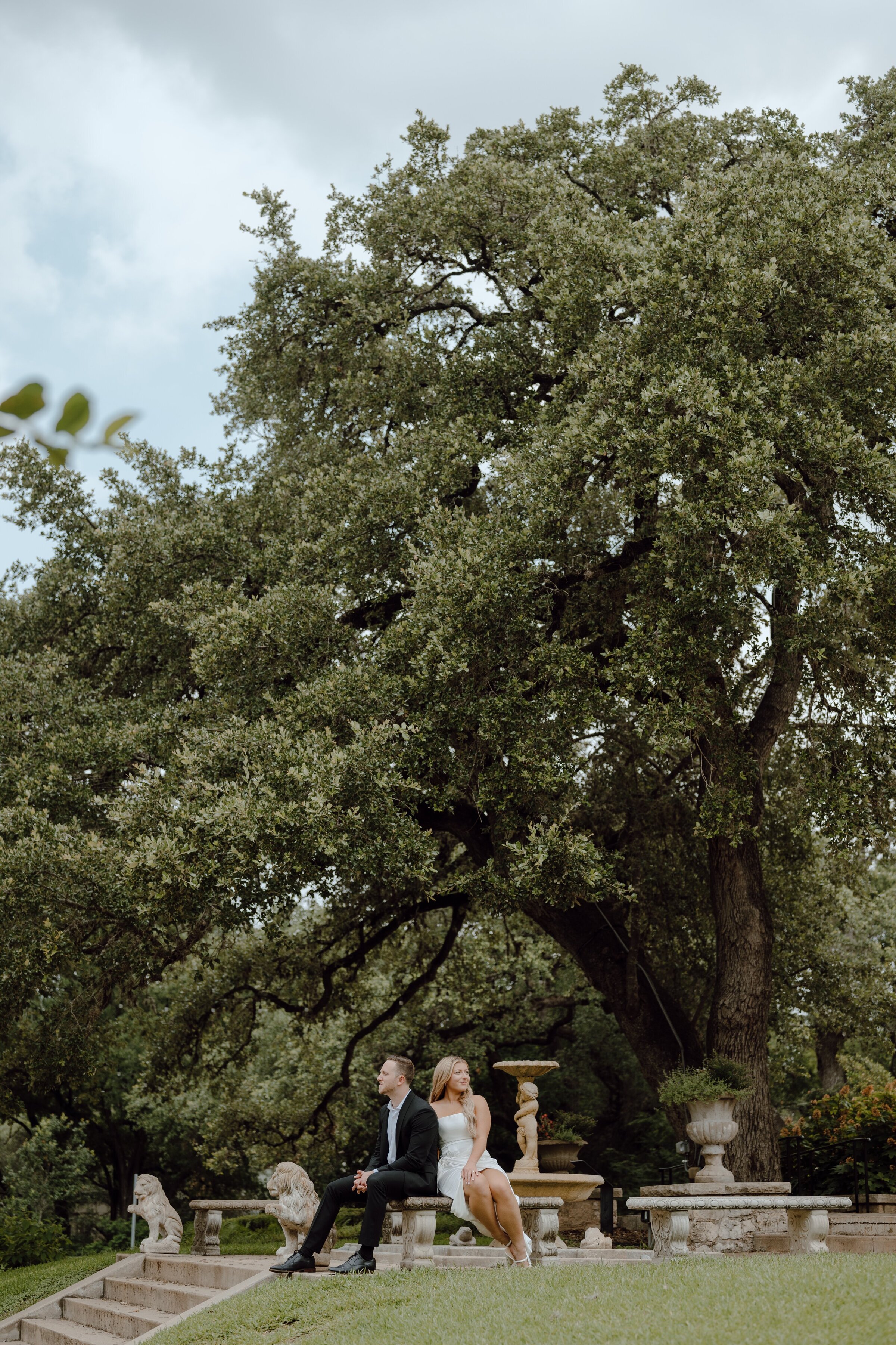 breiton-hannah-laguna-gloria-engagement-photos-austin-texas-43