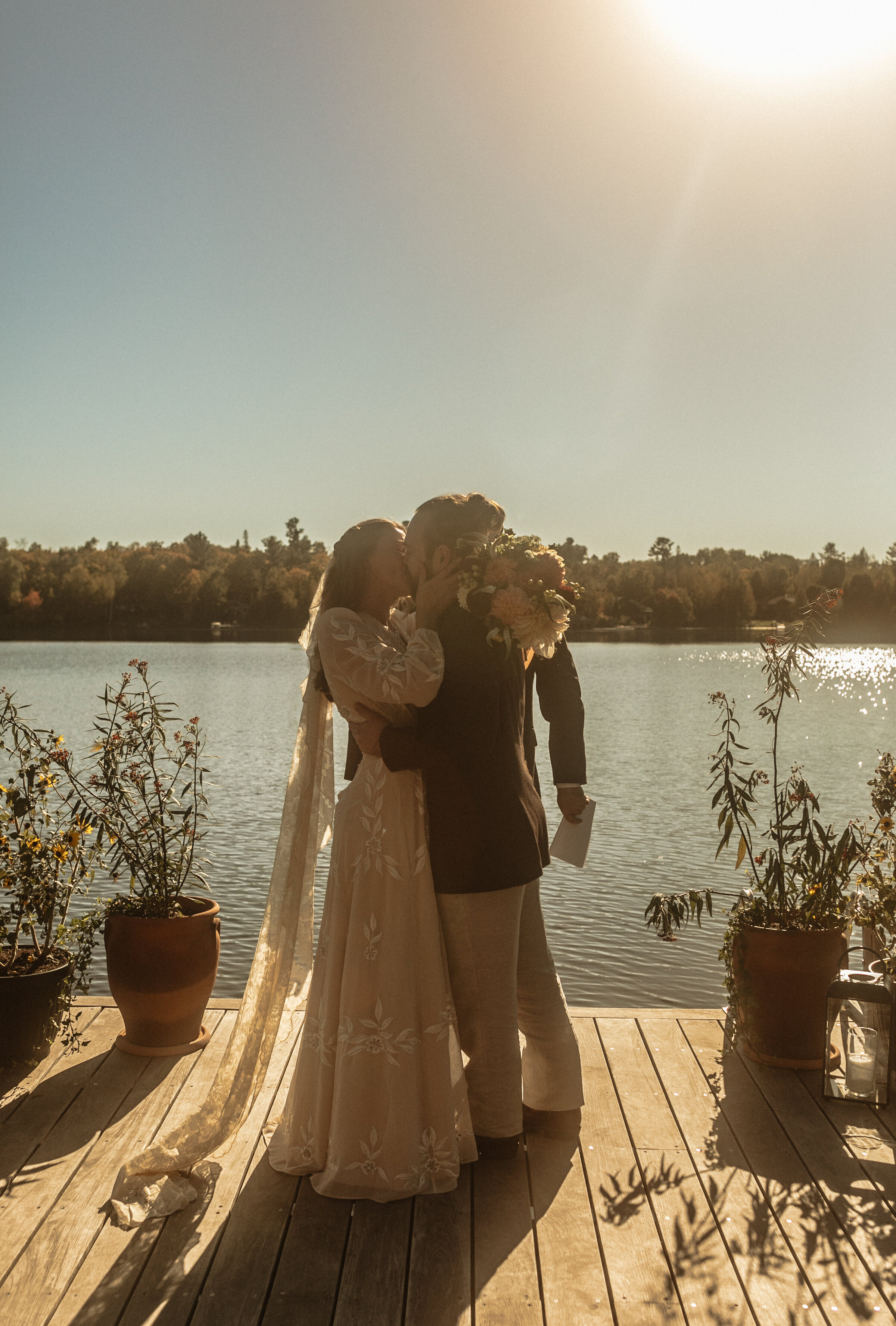 oxeyephoto_mayacharlie_duluthmnwedding-139