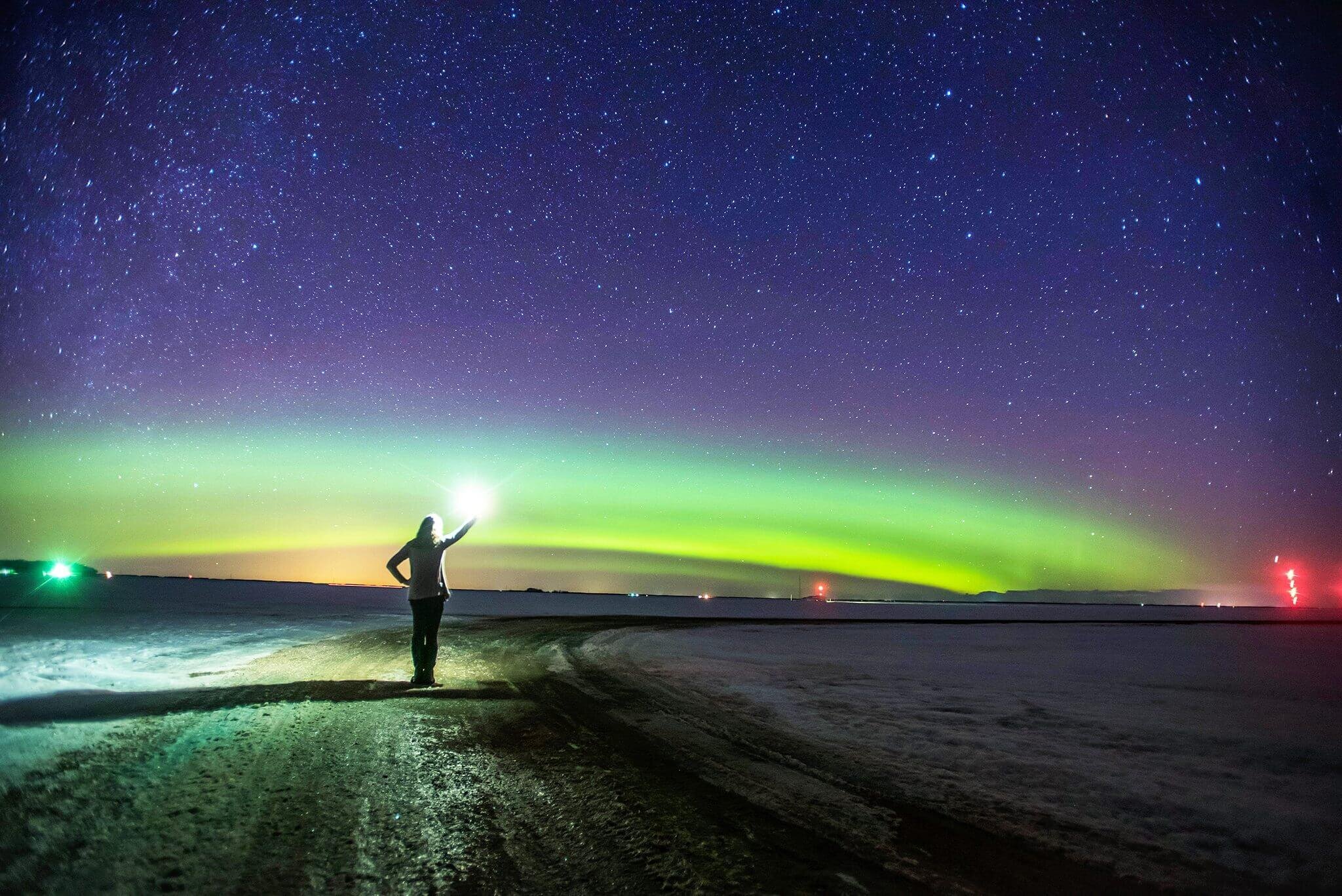 auroraroadstandwout