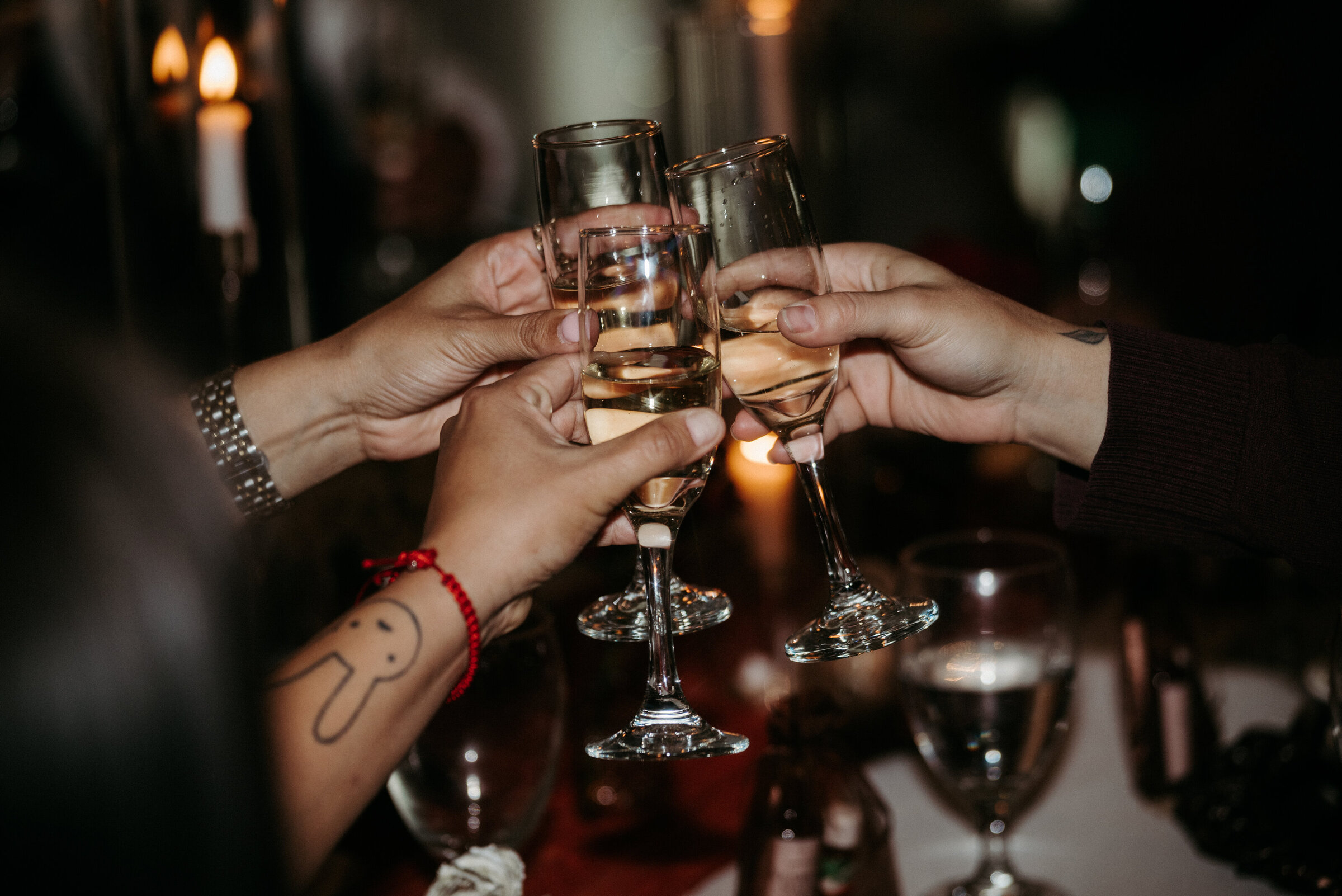 soho63-phoenix-event-venue-cheers-guests-toasting-together