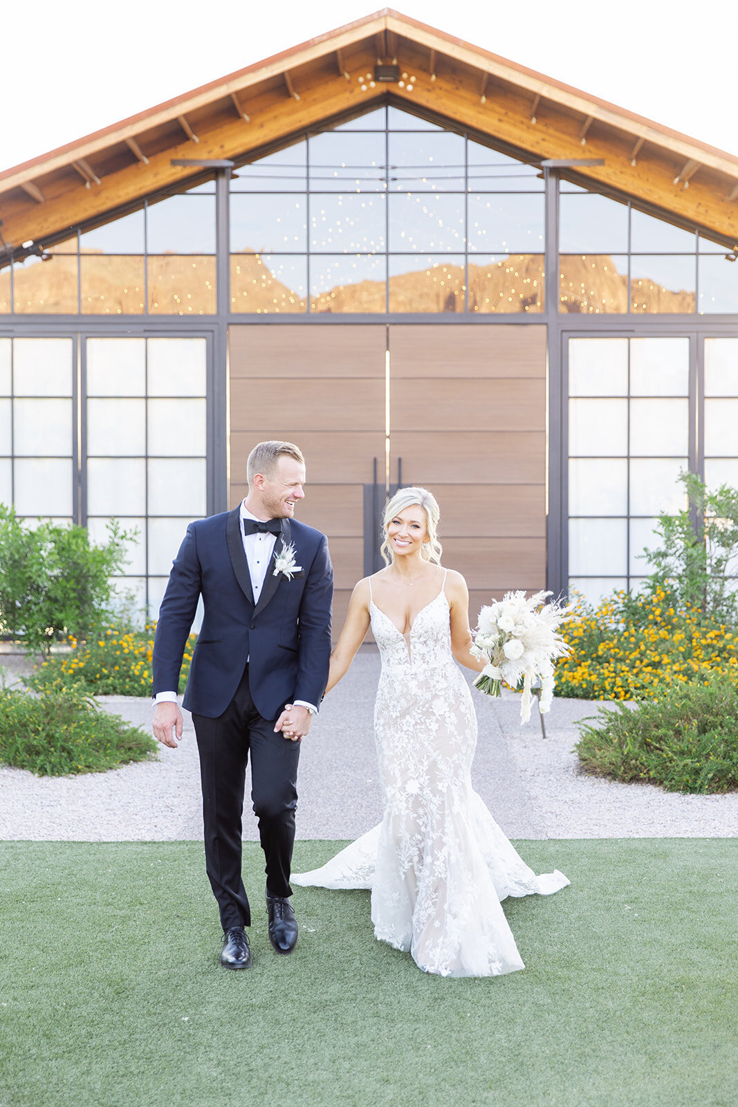 Karlie Colleen Photography - Ashley & Grant Wedding - The Paseo - Phoenix Arizona-719
