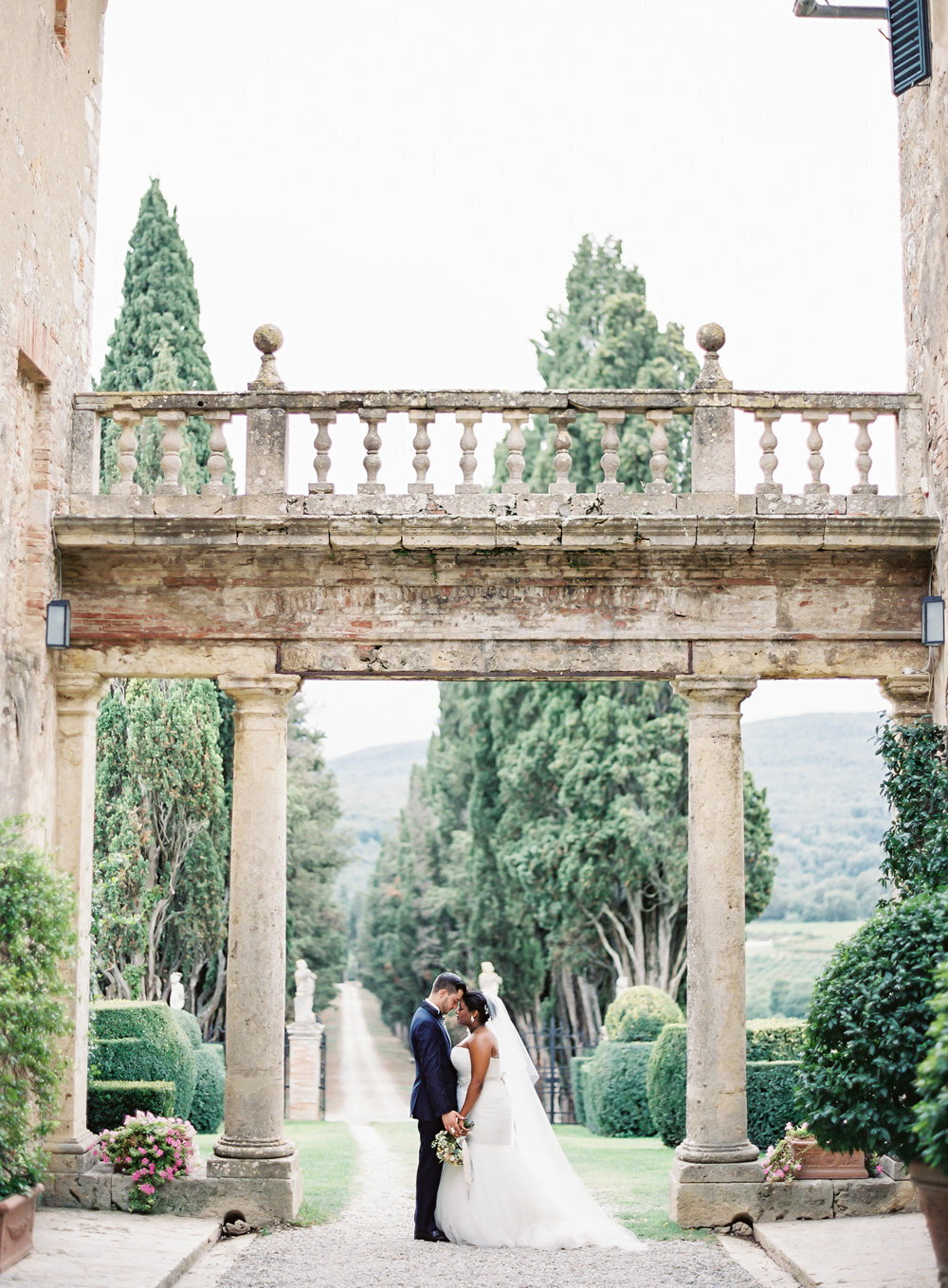 Borgo Stomennano Tuscany Wedding Photographer Luxury Bride Destination Fine art Film Wedding Vicki Grafton Photography.JPG55