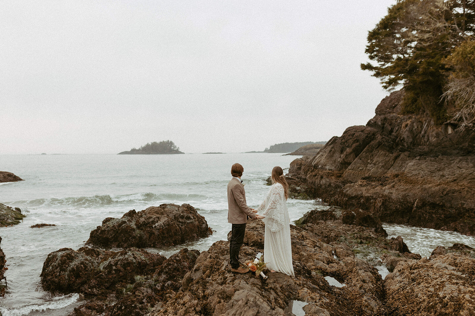 Lexi + Alex _ Tofino Elopement (436 of 512)