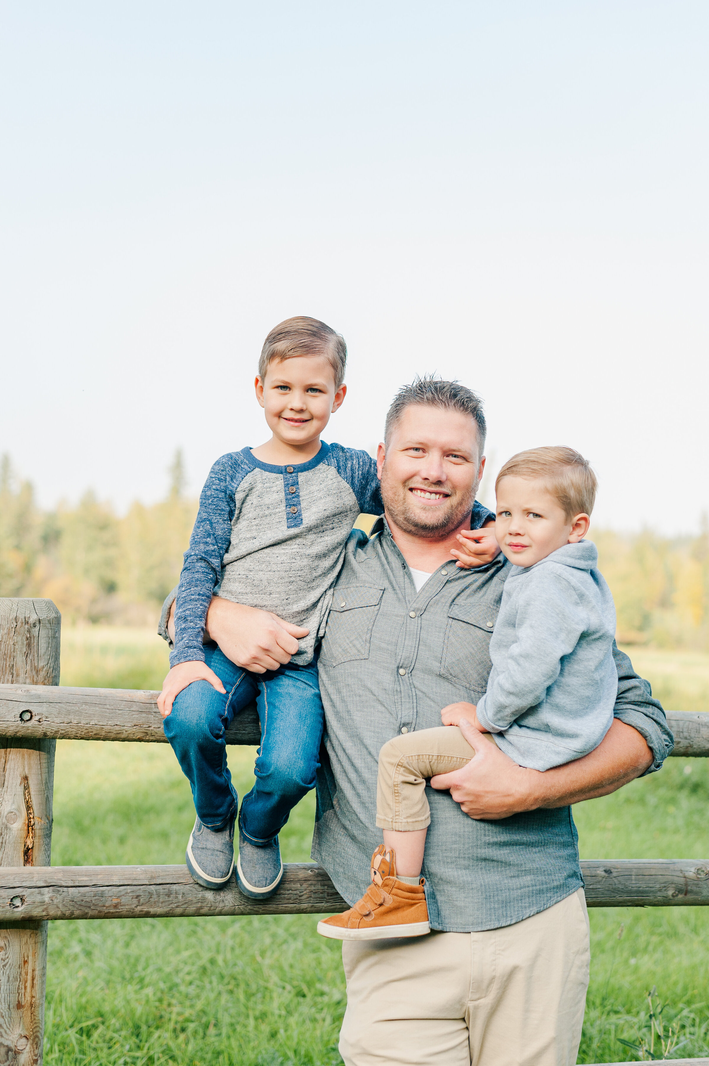 Red Deer Family Photographer