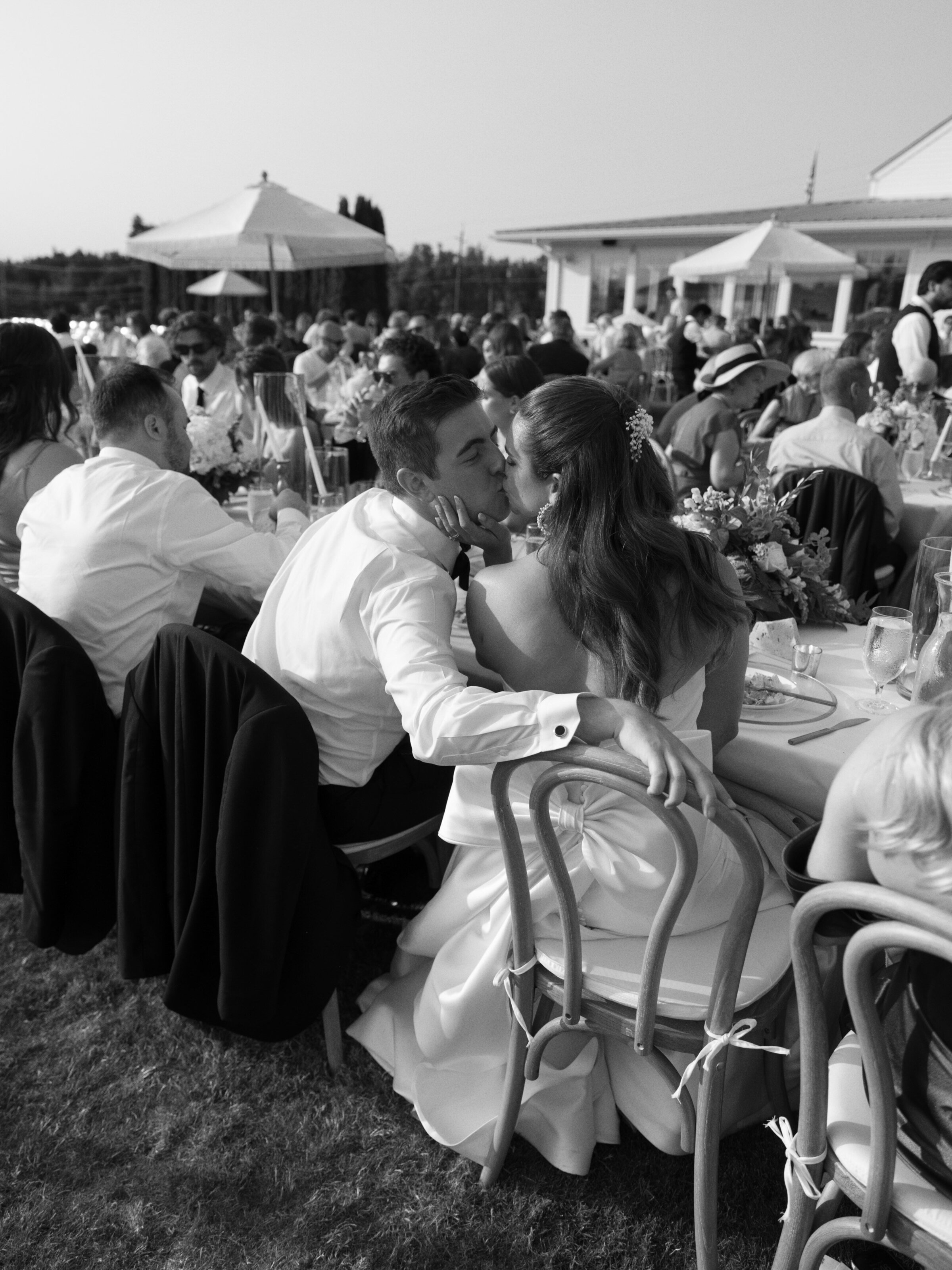 oswego-hills-vineyard-winery-wedding-photography-by-the-tenneys-16