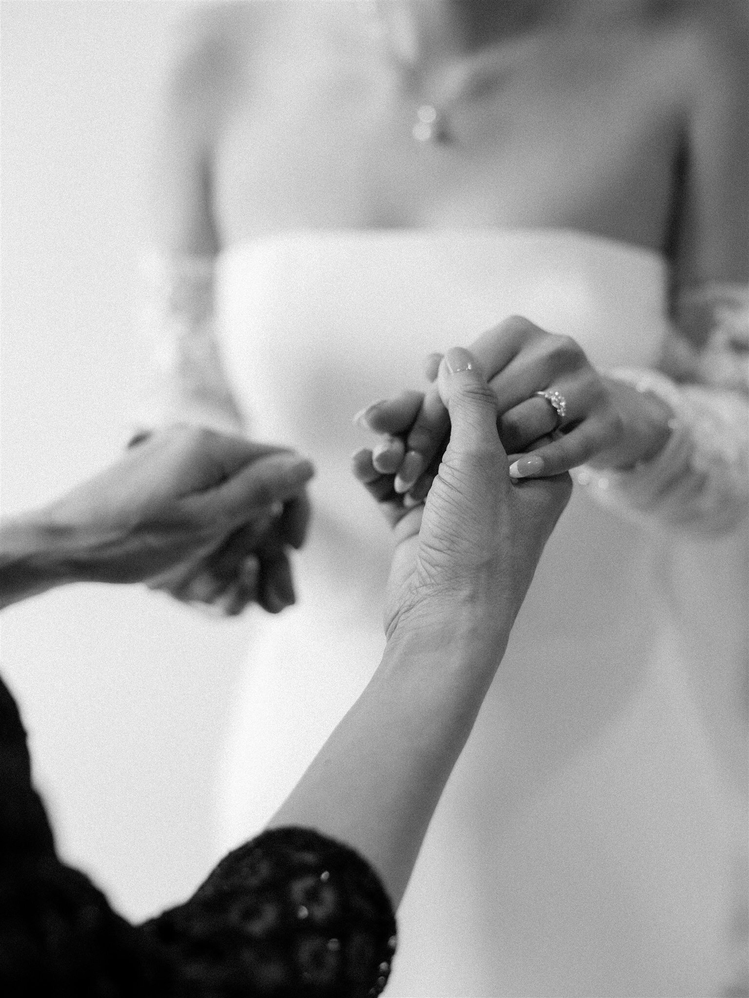 caitlin-alohilani-crysta-daniel-wedding-grand-gimeno-highlights-33