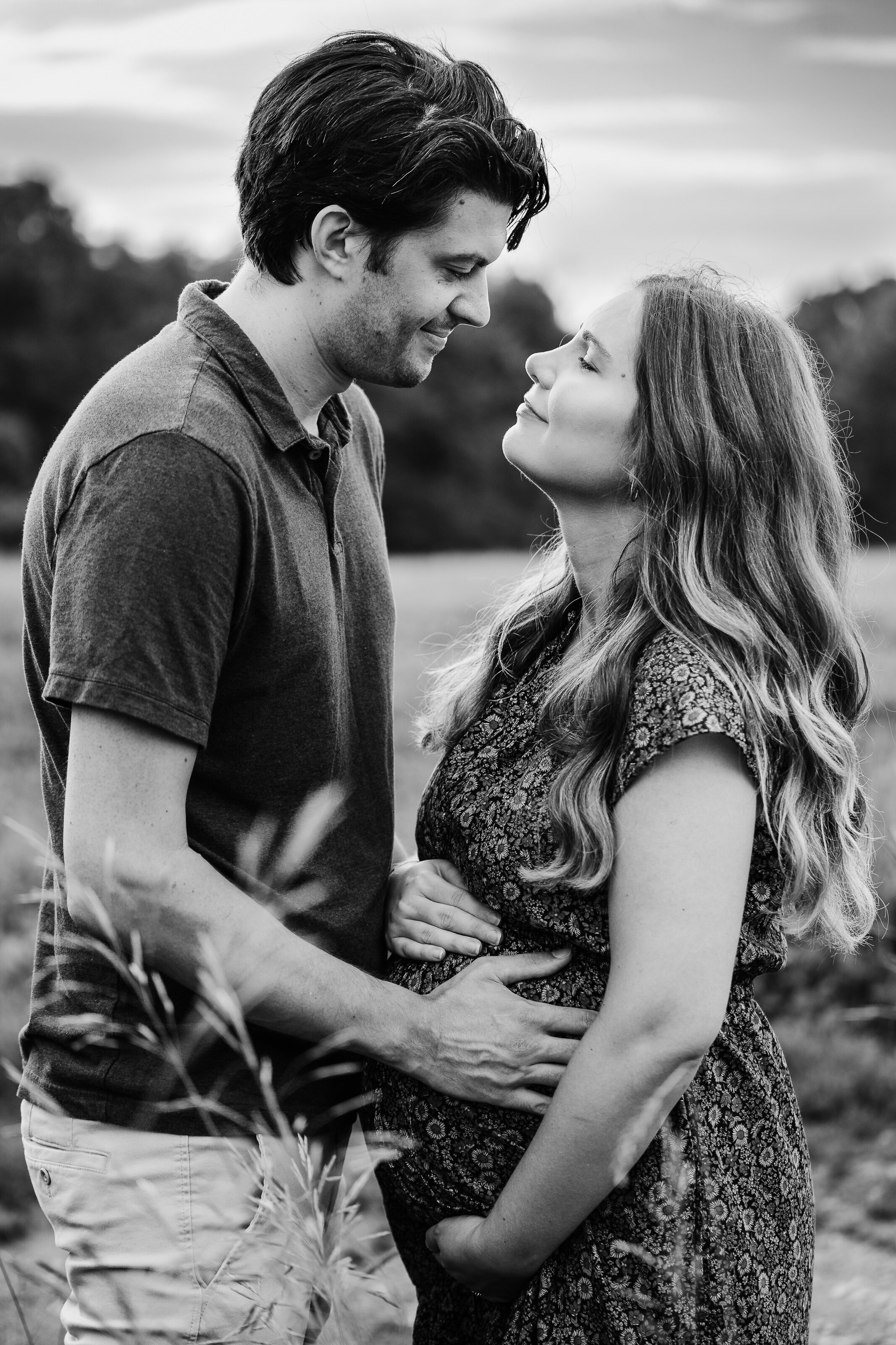 black and white maternity portrait photography