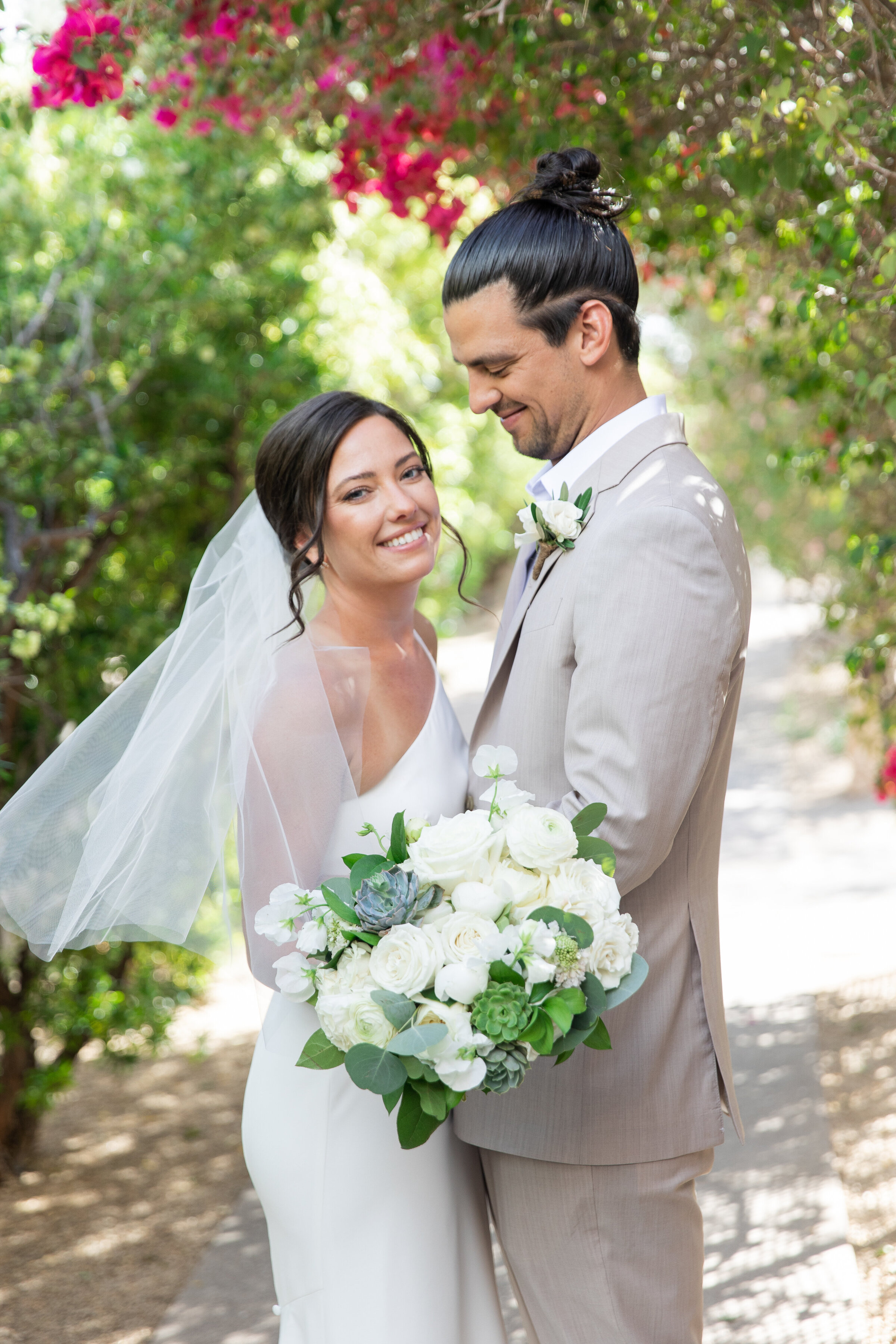 Karlie Colleen Photography - Elise & Lautaro - The Four Seasons Troon North - Scottsdale Arizona - Andrea Leslie Weddings-96