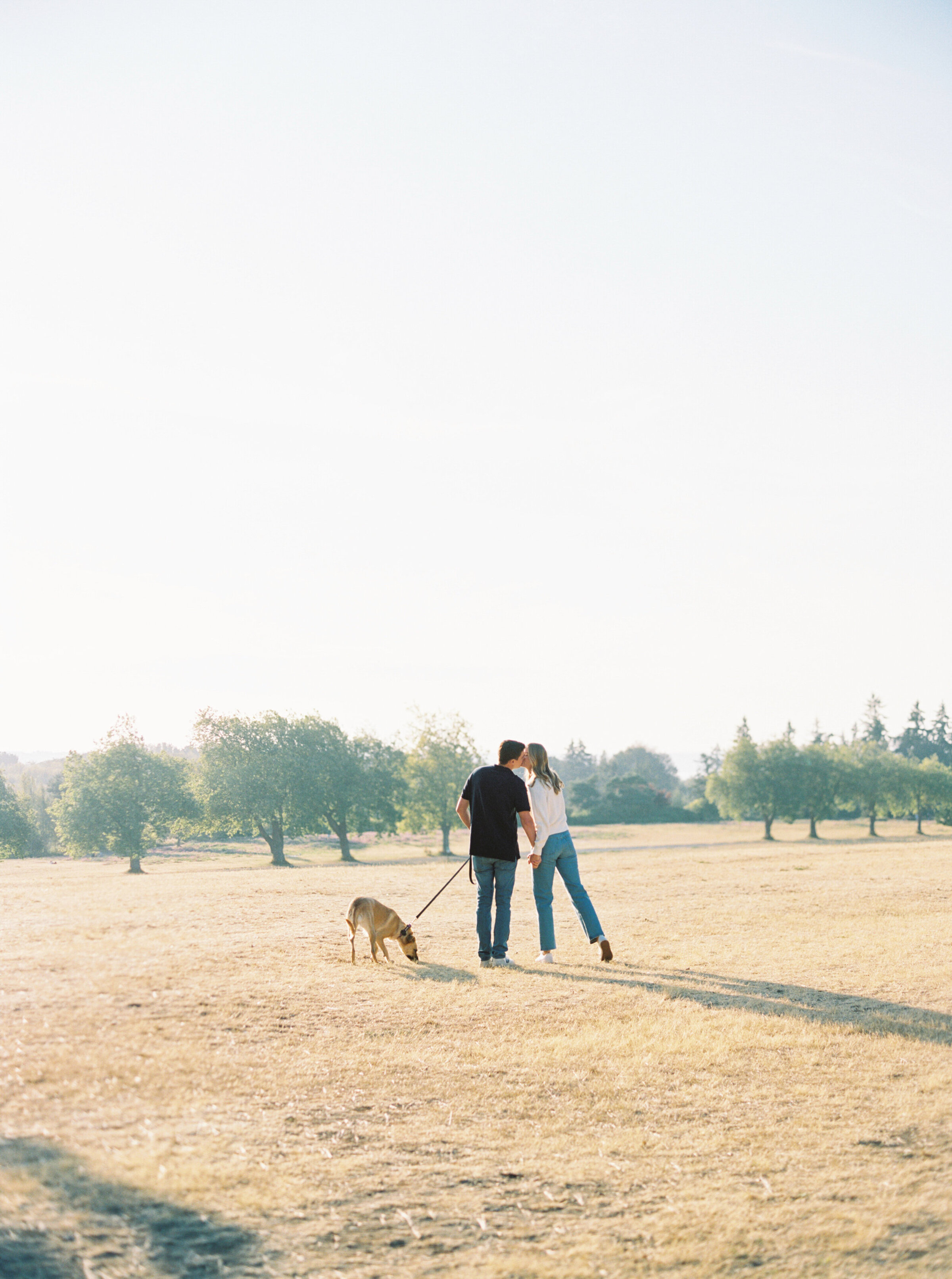 discovery-park-engagement-photos-summer-ben-shannon