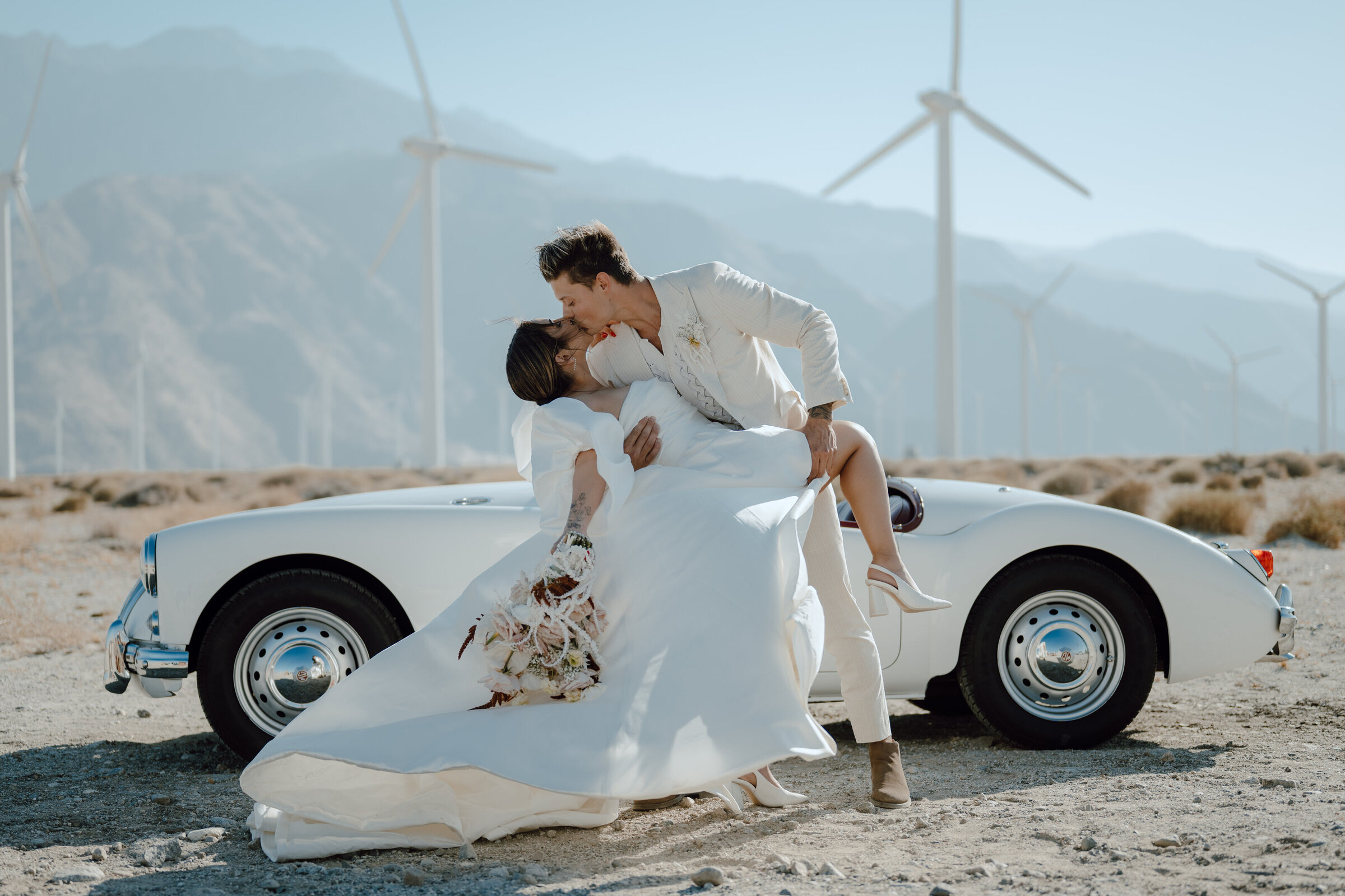 palm-spring-windmills-california-elopement-photographer-10