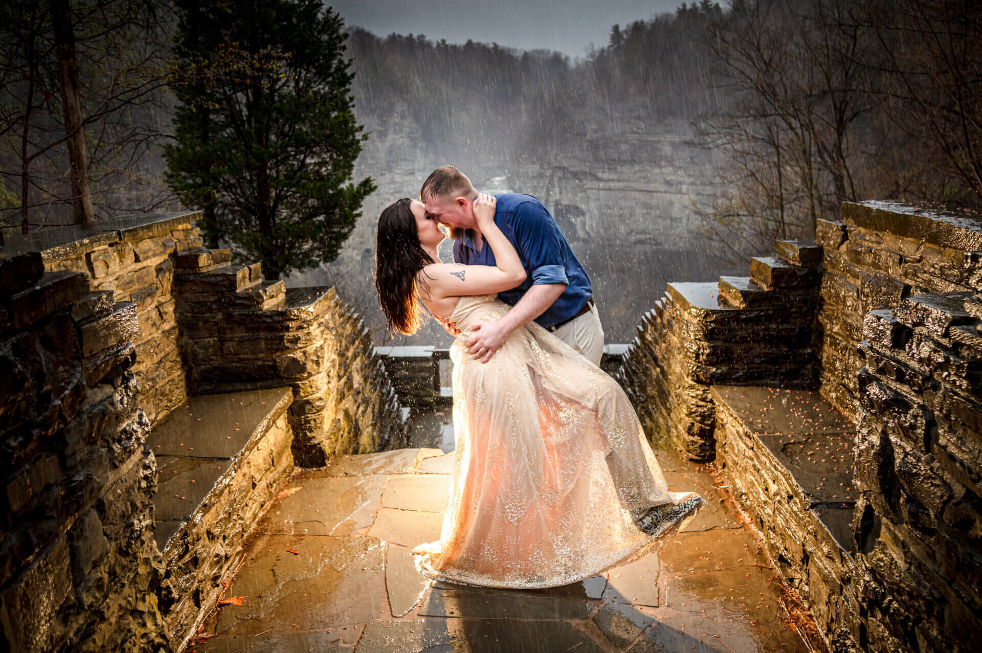 Finger-Lakes-Wedding-Photographer-Engagement-Ithaca-Taughannock