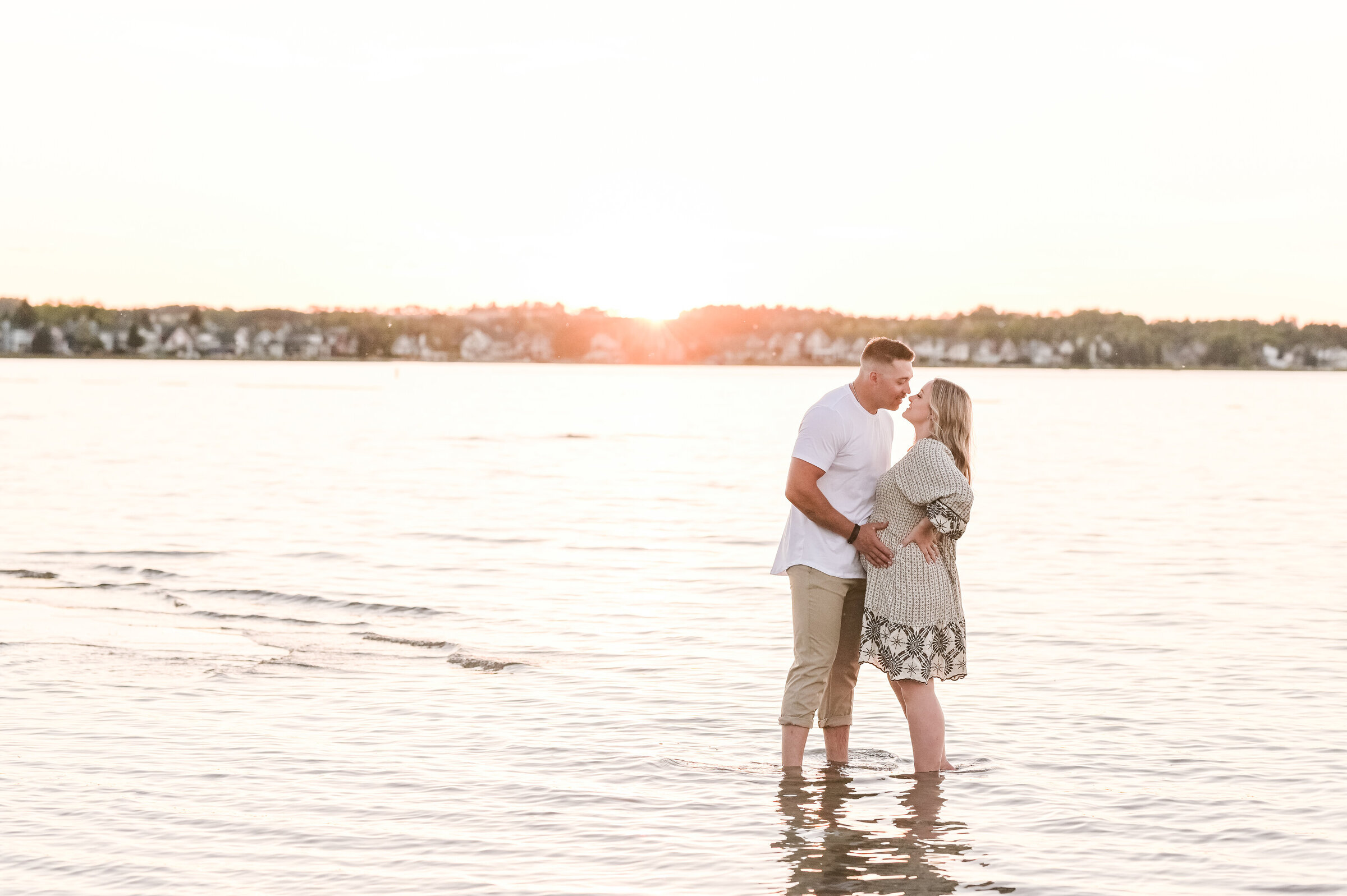 Beach Maternity Photoshoot