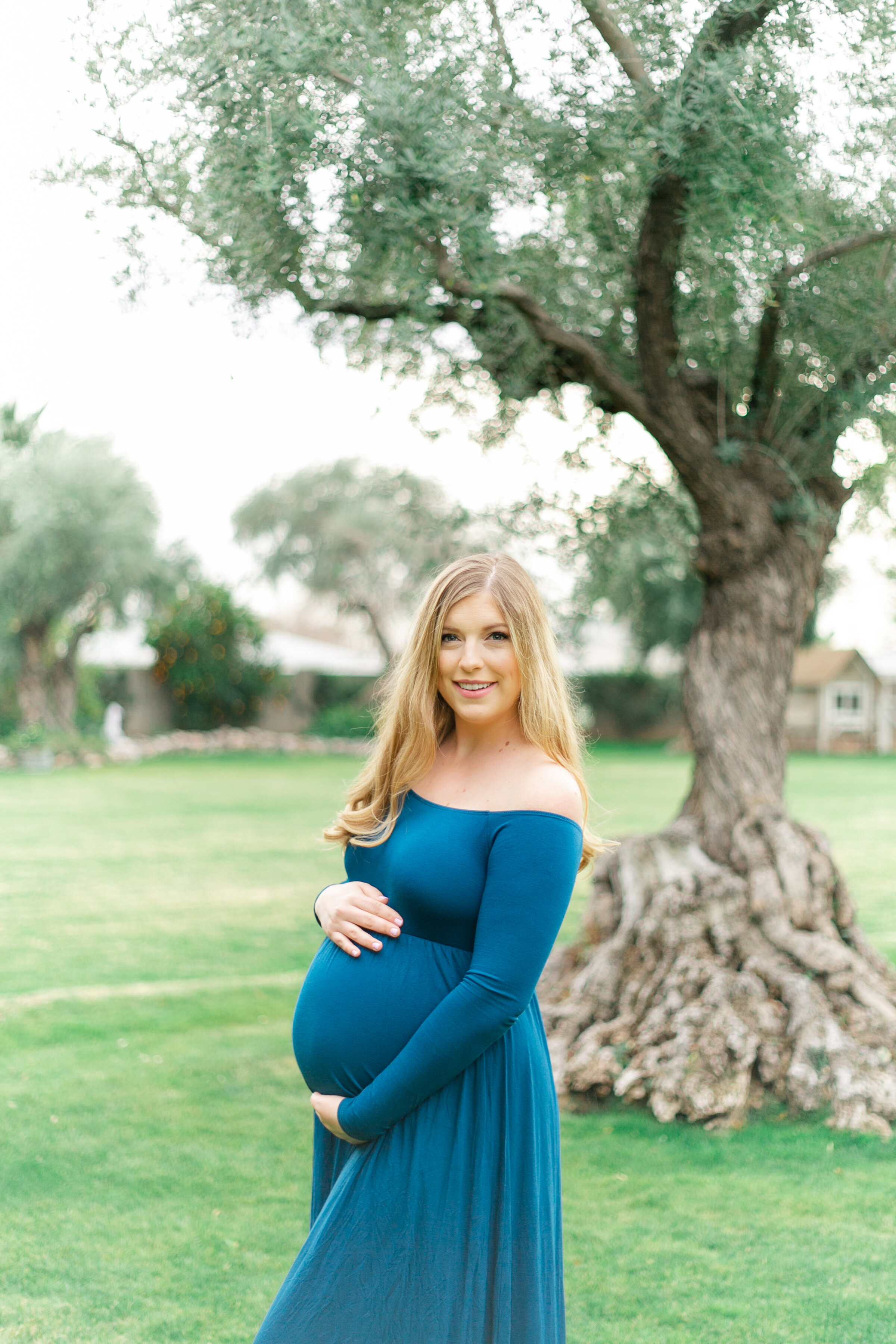Karlie Colleen Photography - Phoenix Arizona Maternity Session - Green Historic Home - Hannah & Calvin -22