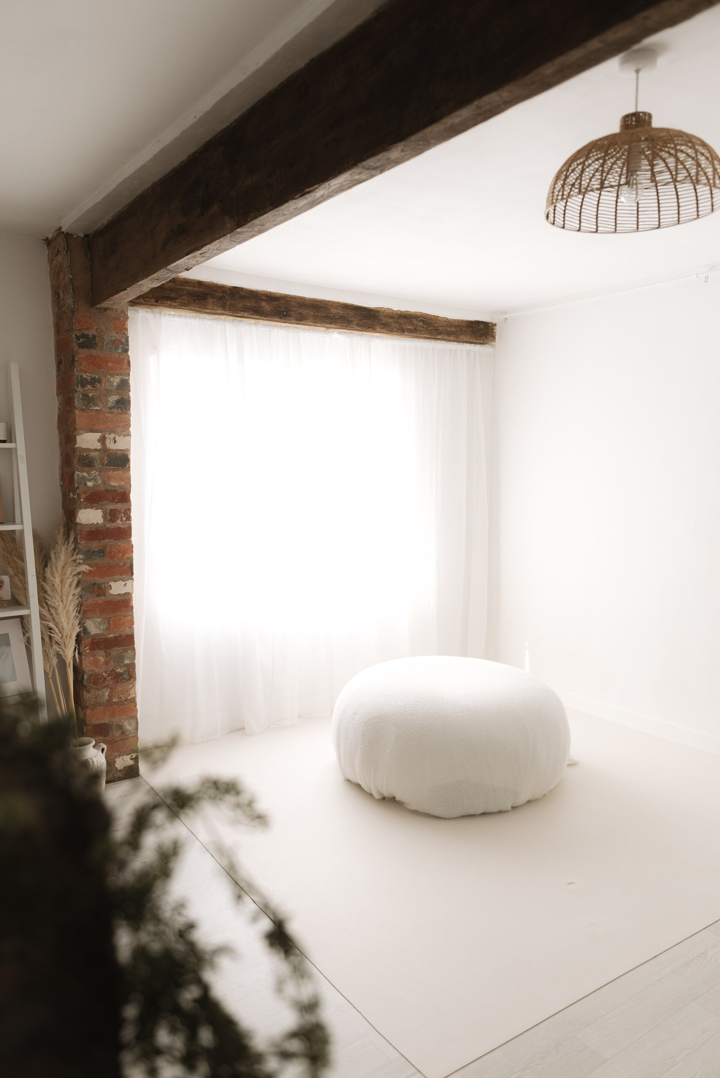Billingshurst maternity photography studio