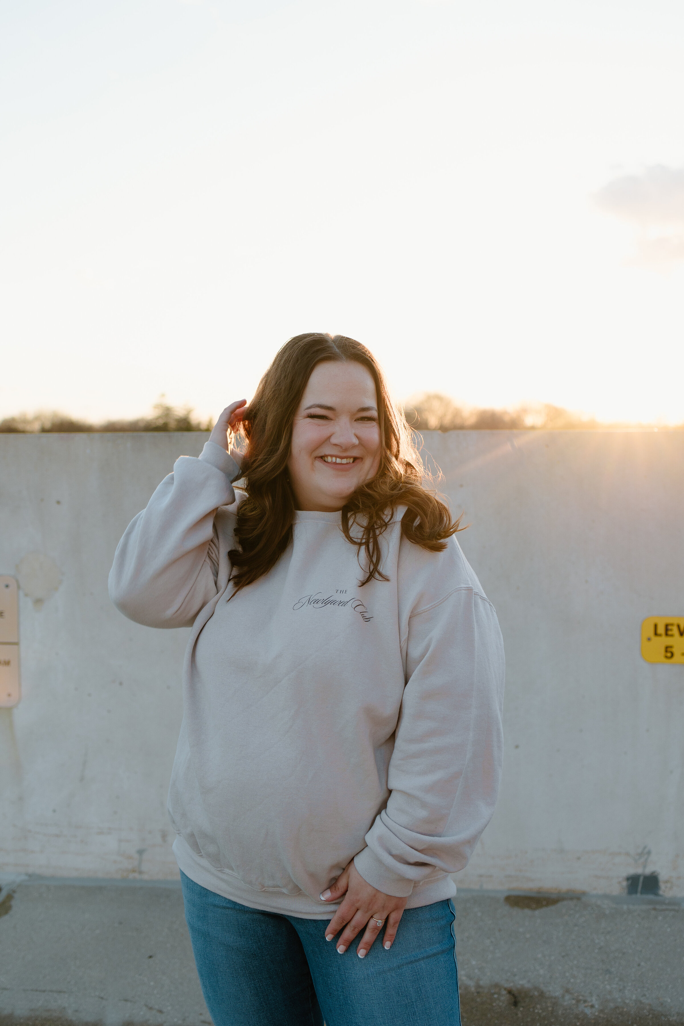 Nichole-Babiez-Photography-chicago-illinois-arlington-heights-engagement-session-downtown-gold-hour-sunset-Alexi-and-dave-04-13-2024-270