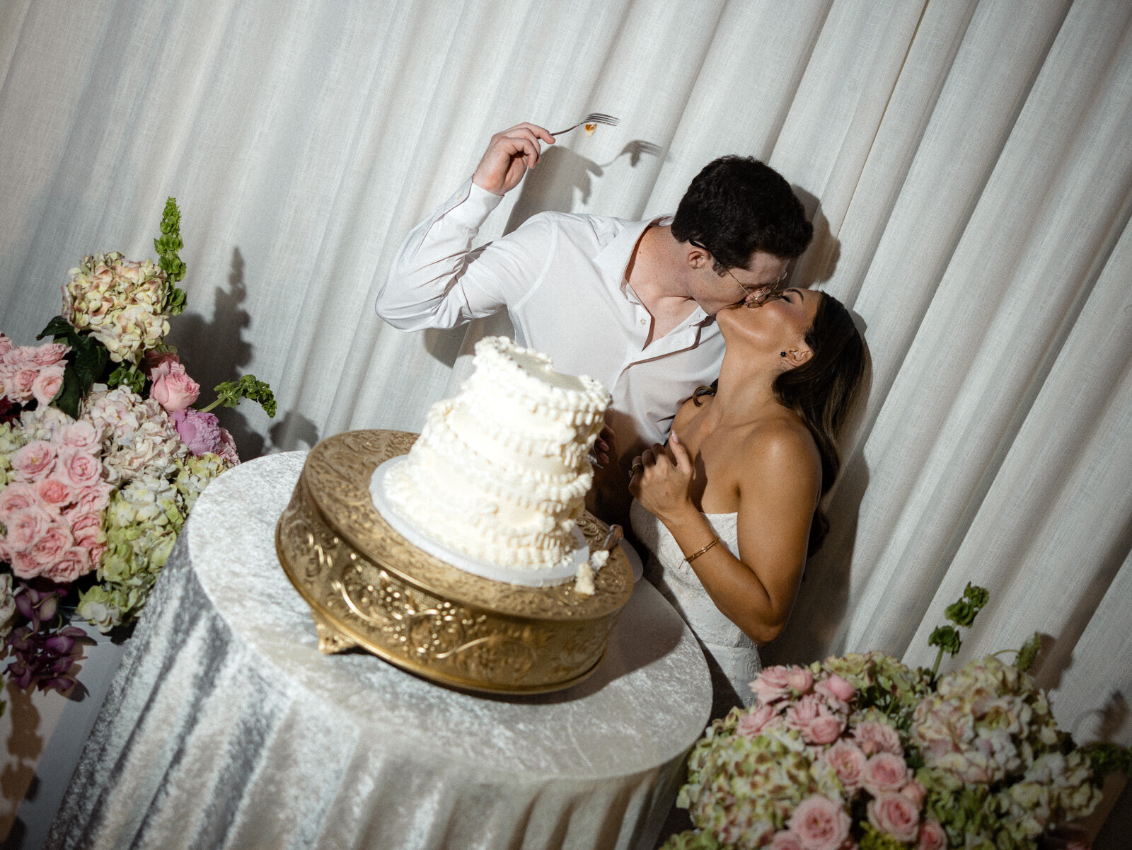 andreaandsean-adelphocellarswedding-dawnphotoco-308