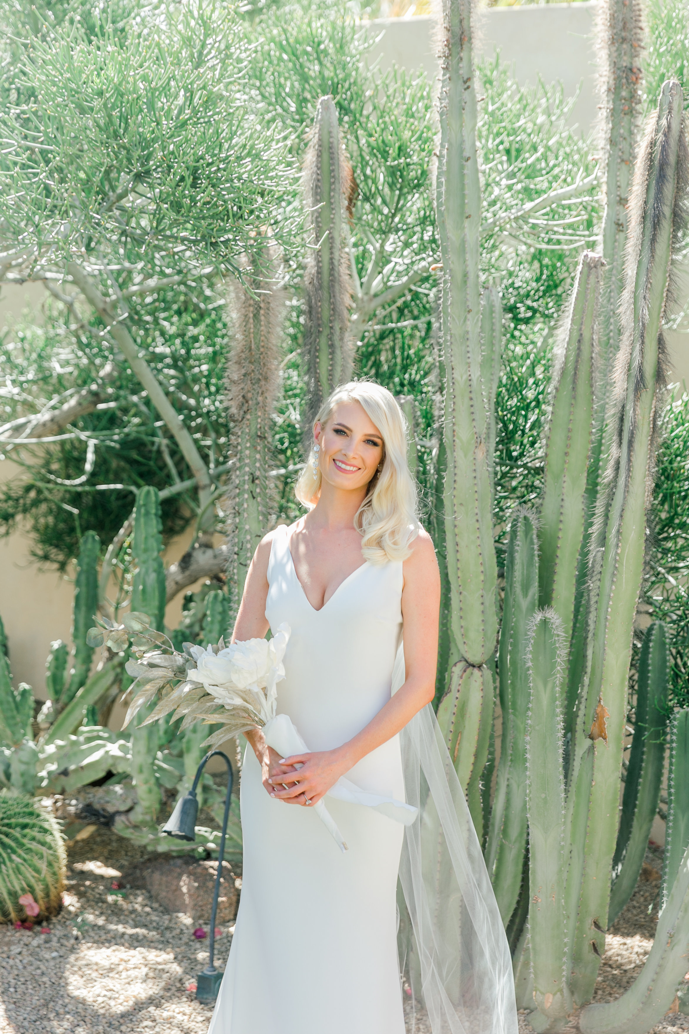 Karlie Colleen Photography - Arizona Wedding - Royal Palms Resort- Alex & Alex-58