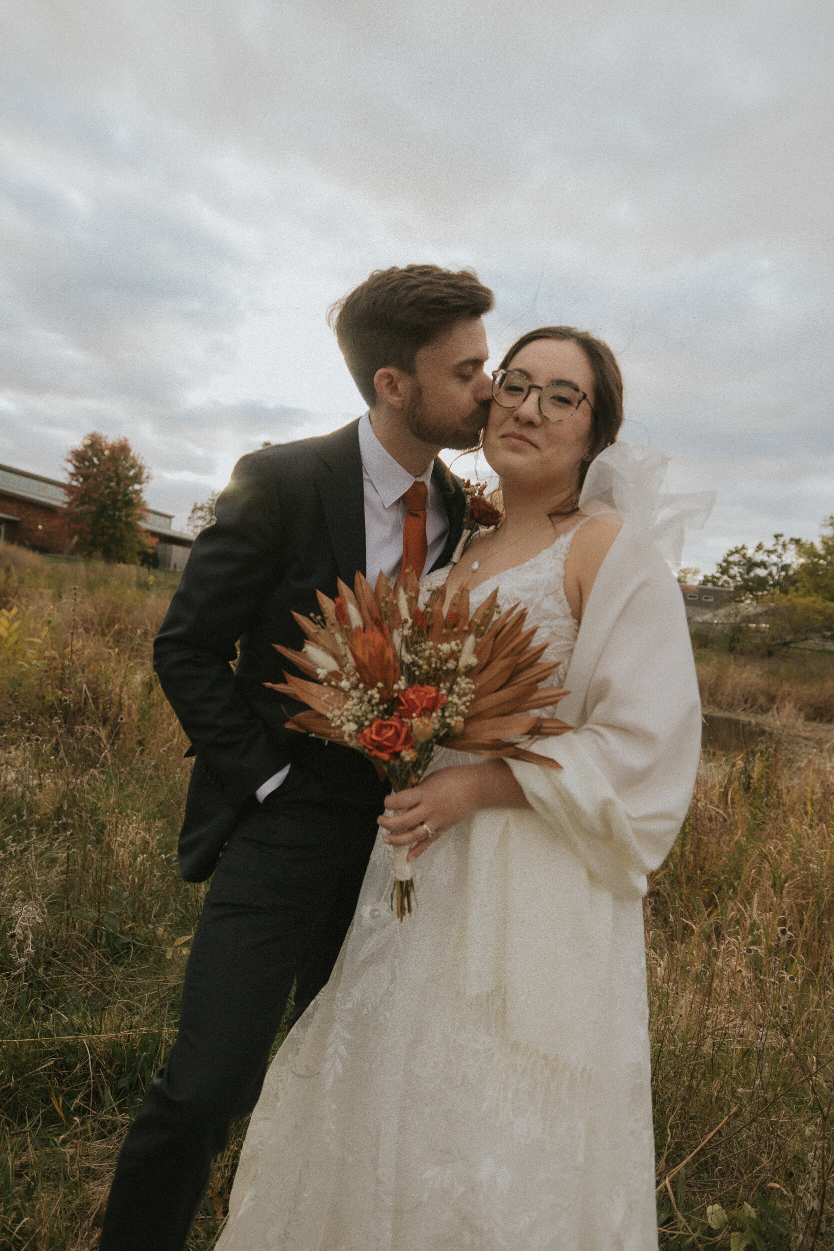 morton-arboretum-firefly-pavilion-chicago-illinois-fall-wedding-outdoor-rachael-marie-61