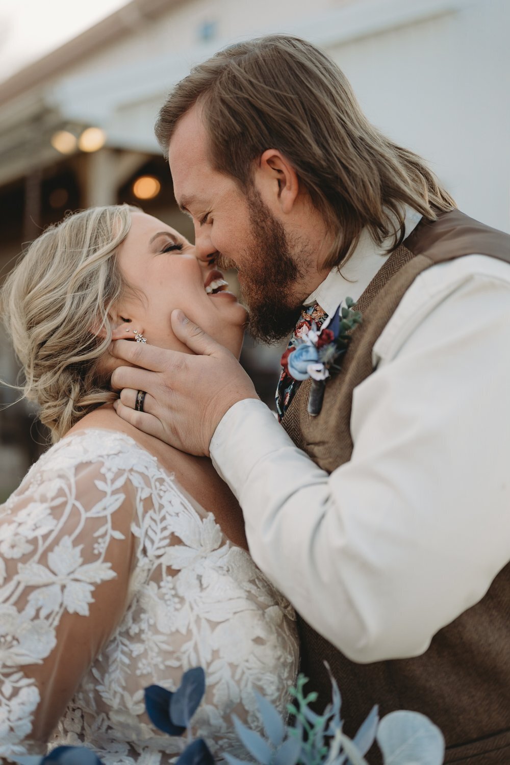 bride-and-groom-kissing-portrait