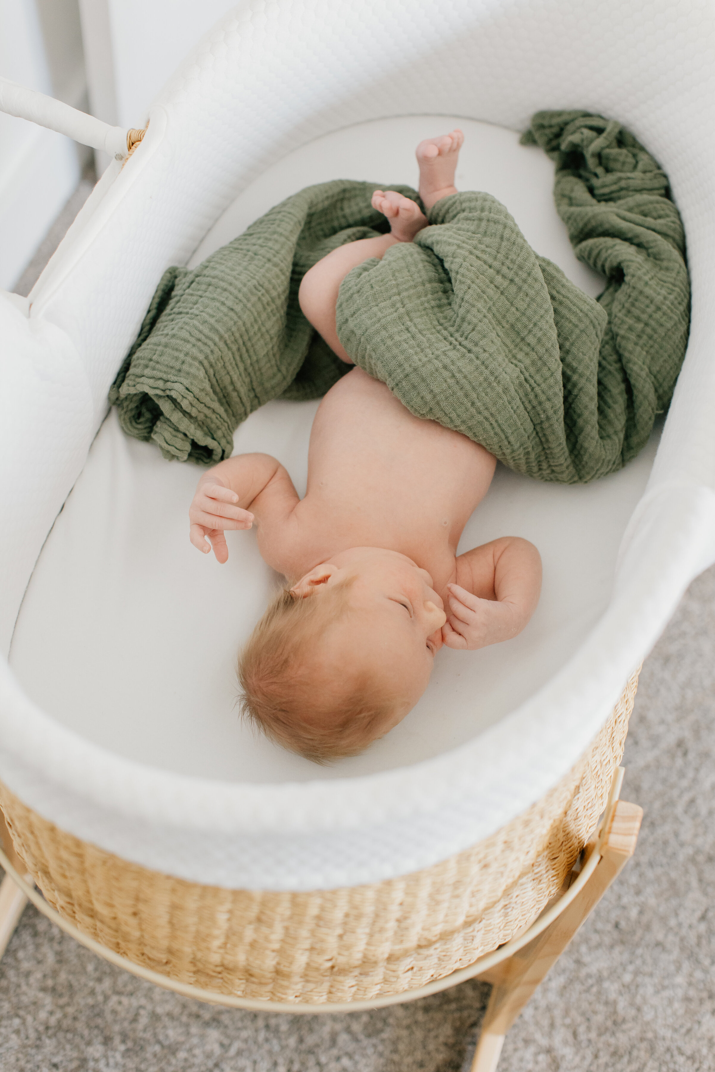 fullarton - newborn | sneak peeks (29 of 33)