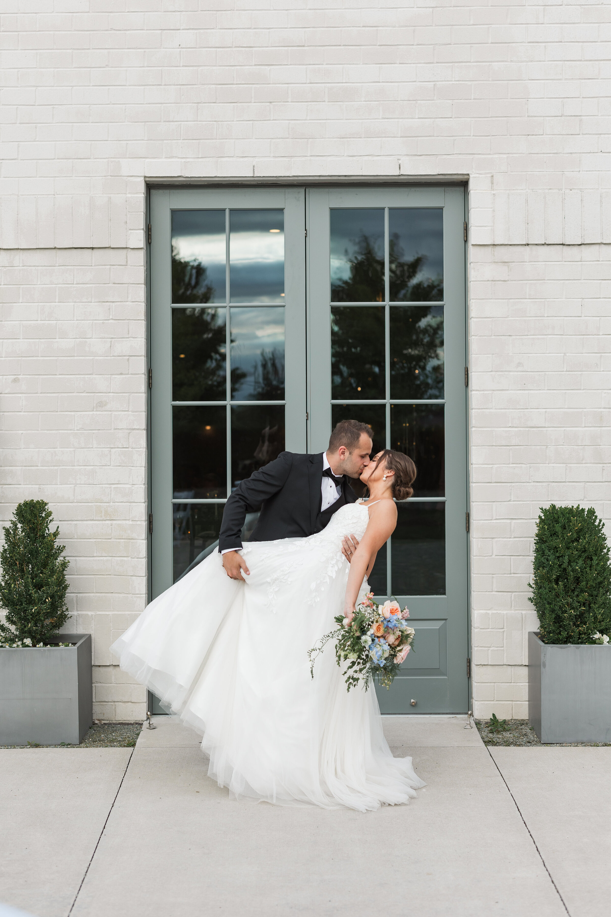 Alexis Fox Photography + Summer + Wedding + Ritz Charles + Carmel + Indiana (54 of 93)