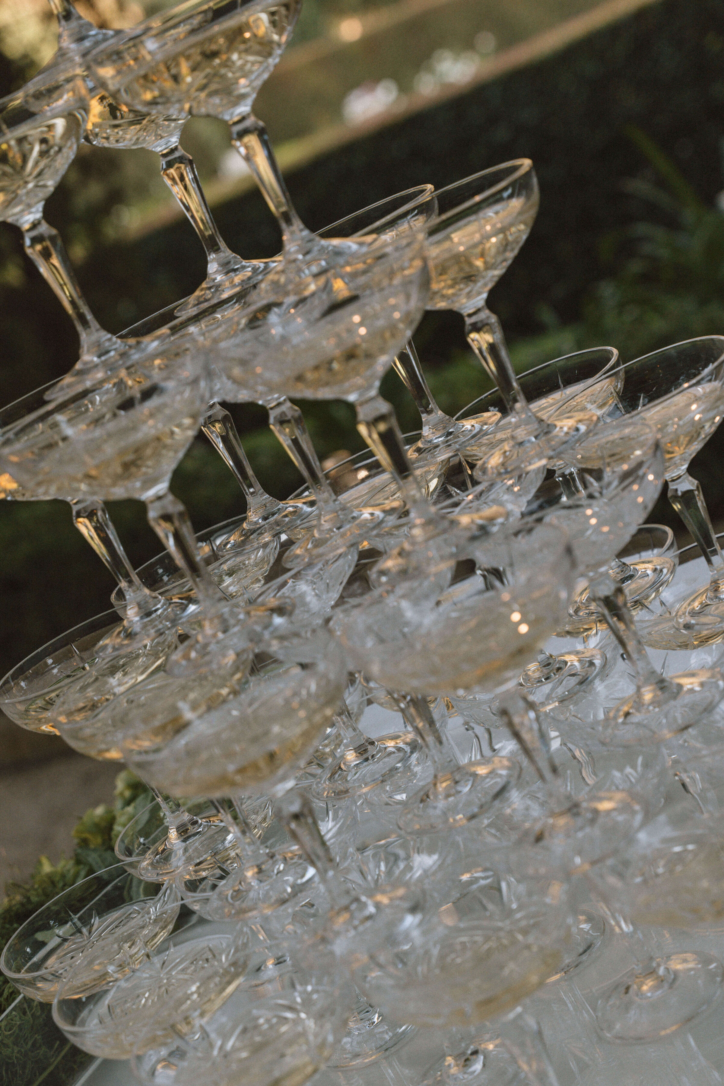 champagne-tower-wedding.1