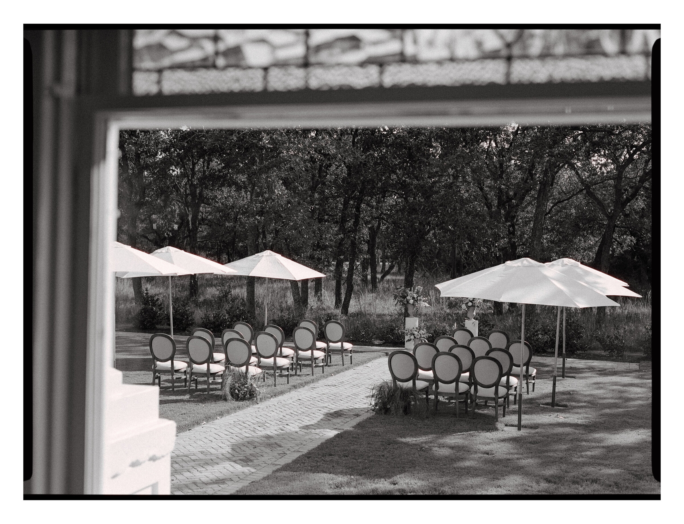 The-Jarrells-Dallas-Texas-Film-Wedding-Photographer-Videographer-romantic-nostaligic-026