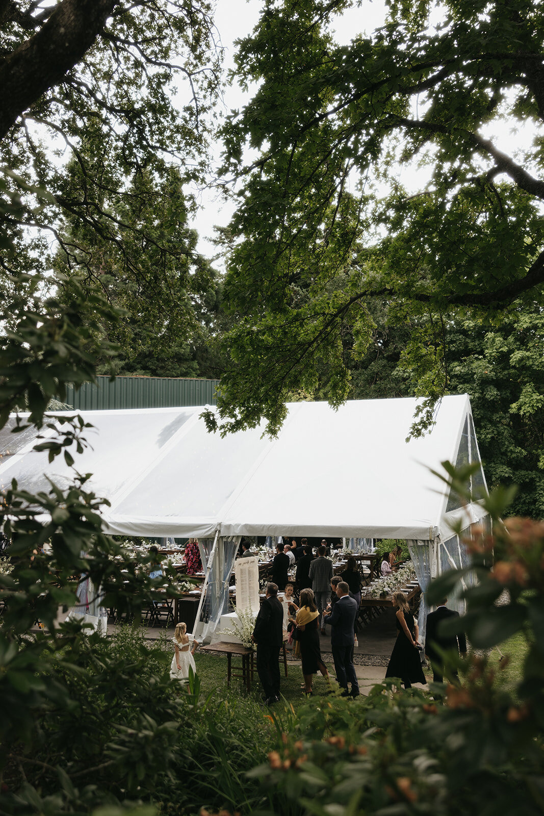 the-griffin-house-hood-river-wedding-photos-e+j-4149