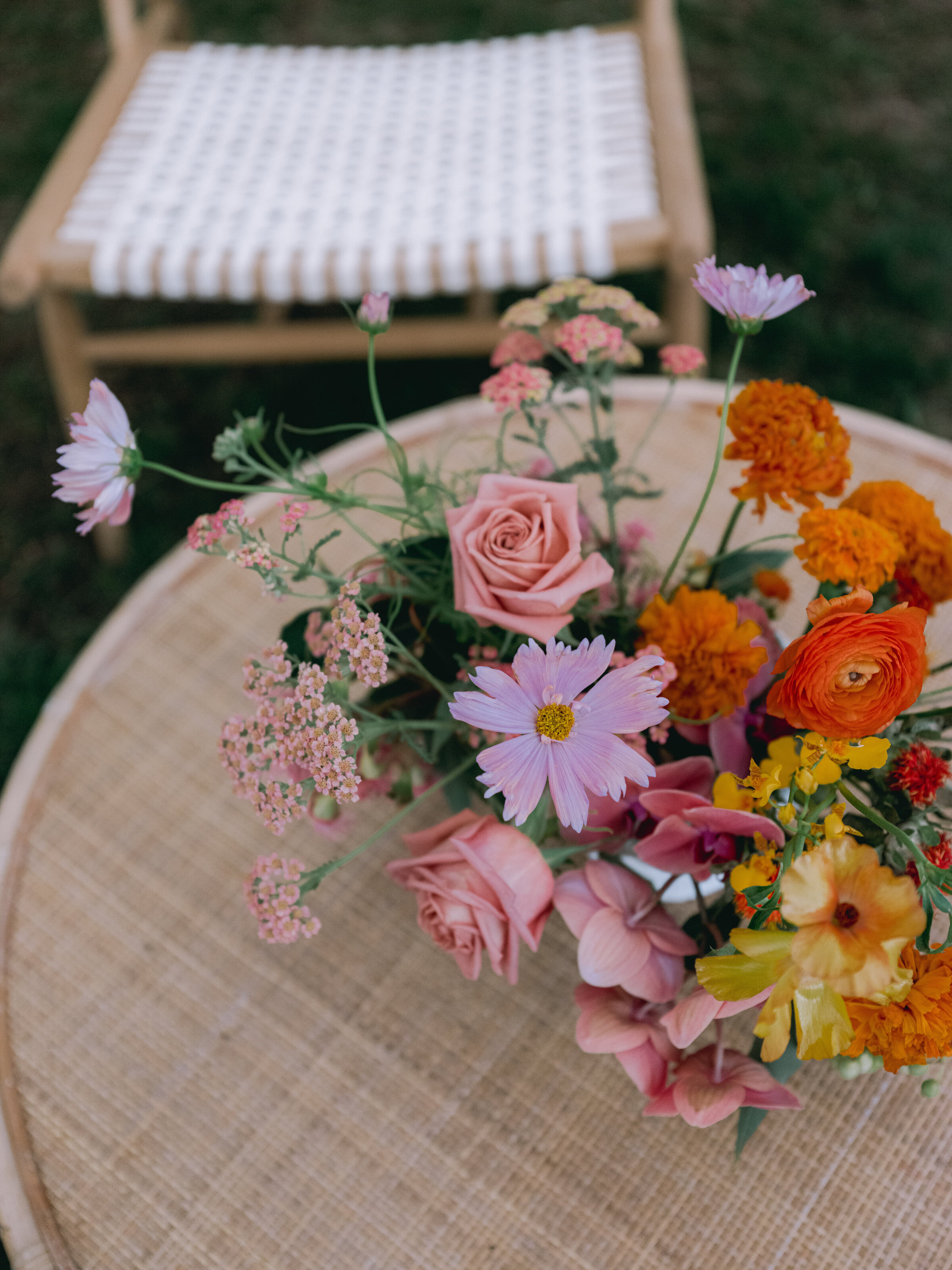 Hudson-Valley-Wedding-Planner-Glynwood-Farm-Wedding-lounge-furniture-04