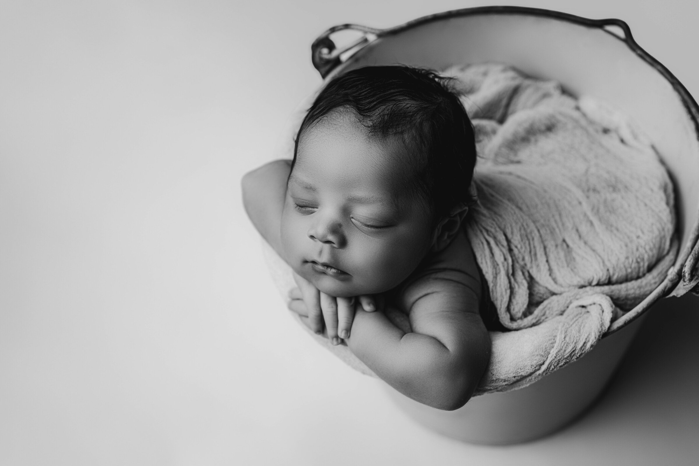 Grayson-newborn-nicso studio-charlotte-26