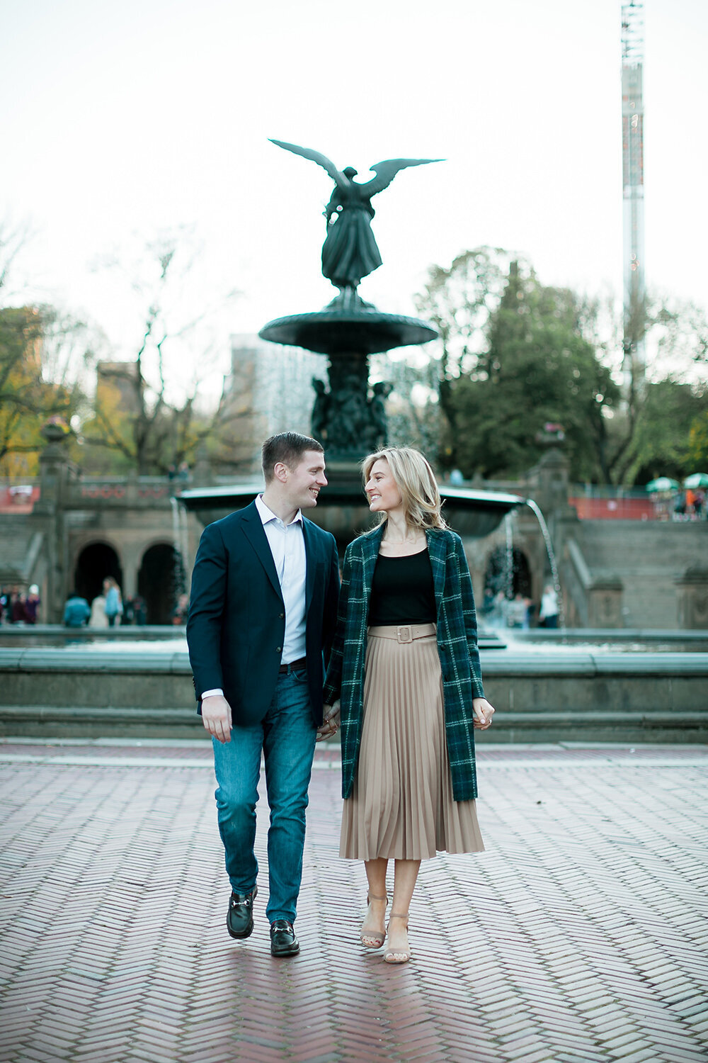 bethesda-fountain-central-park-engagement