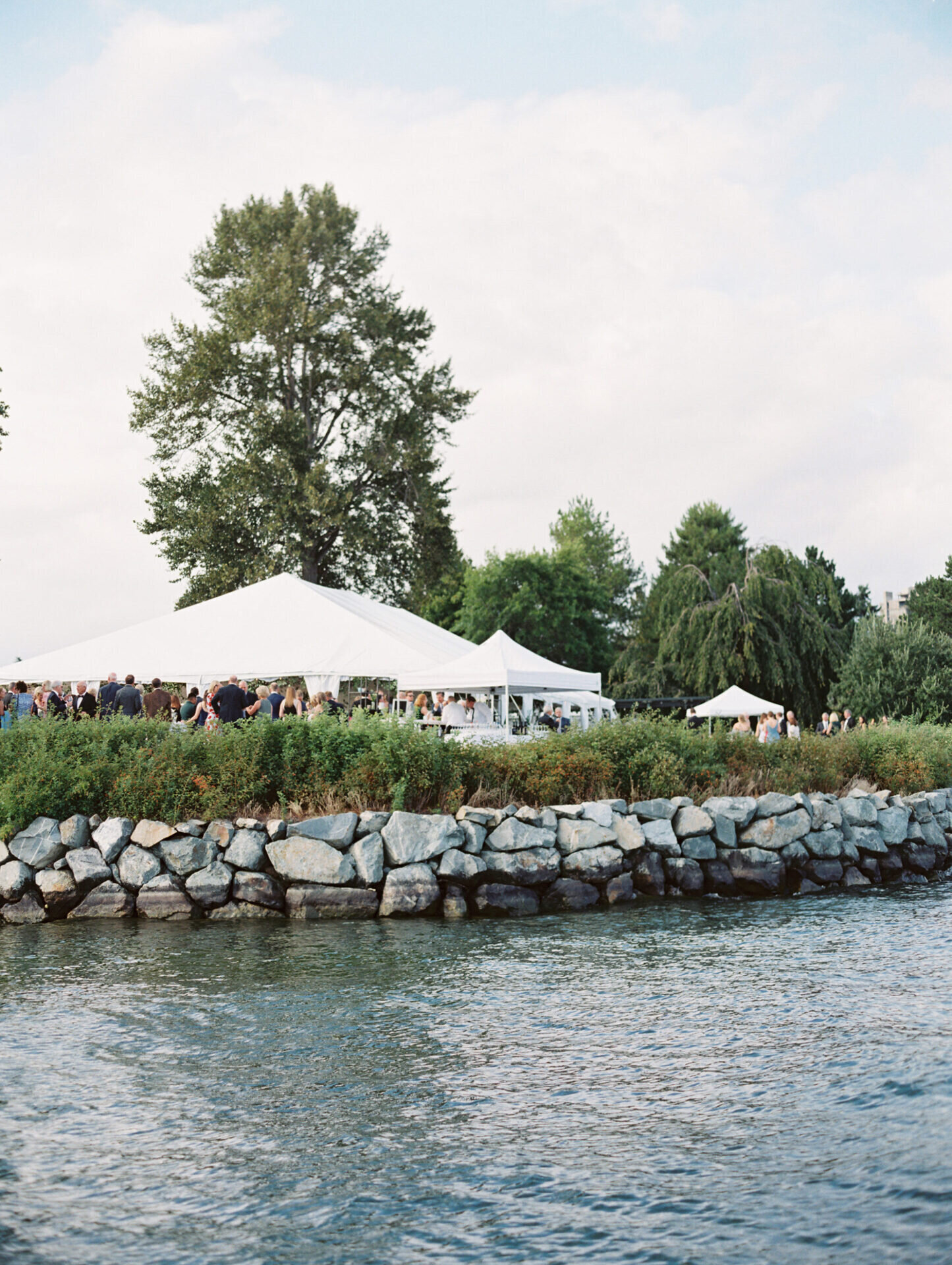 seattle-tennis-club-lake-wedding-photography