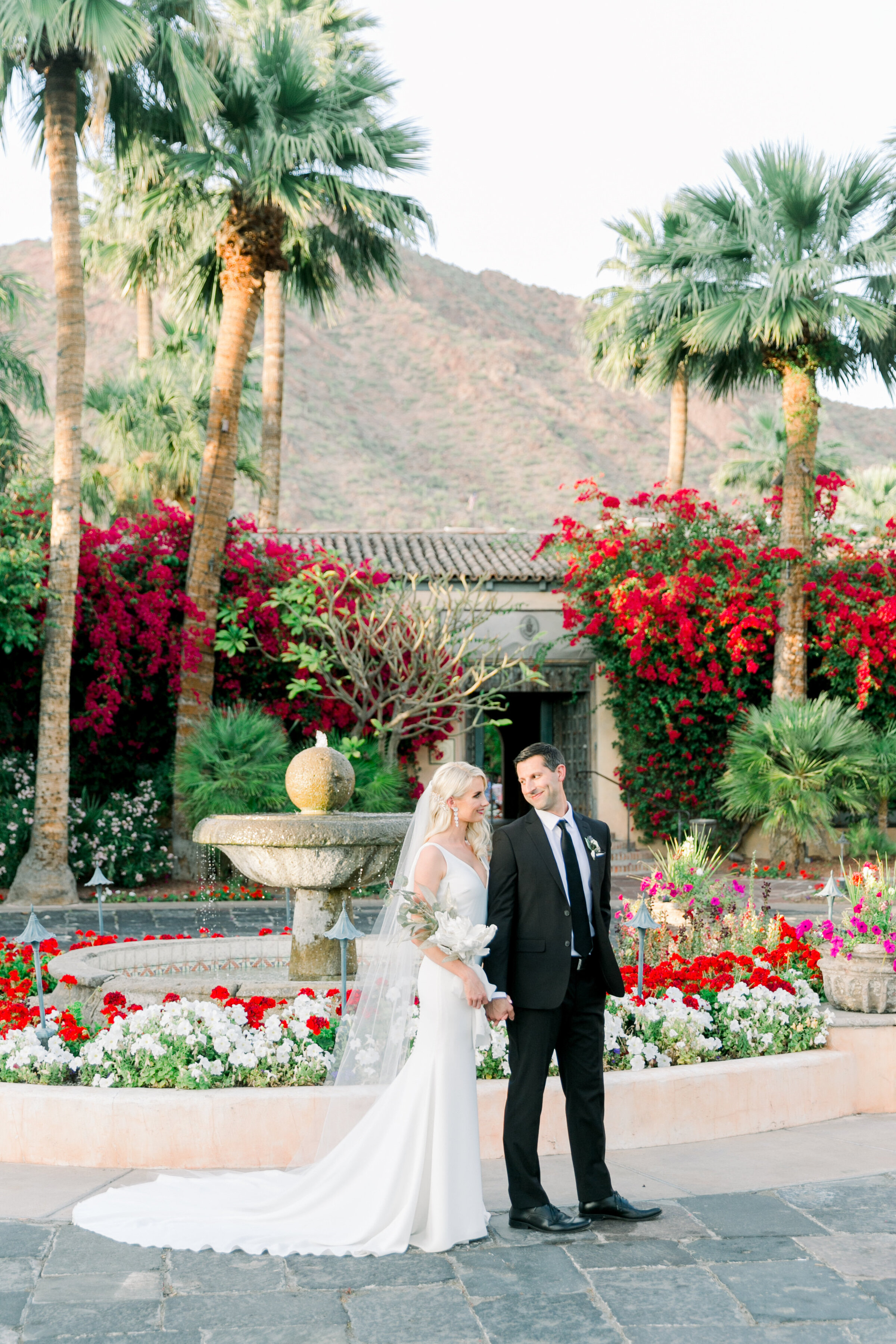 Karlie Colleen Photography - Arizona Wedding - Royal Palms Resort- Alex & Alex-160
