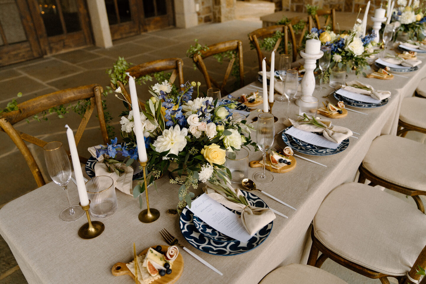 luxury-wedding-tablescape-oregon