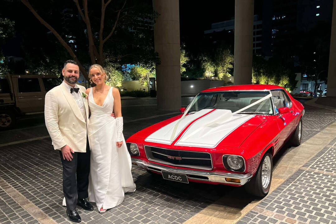 get-away-wedding-car-perth-classic-car