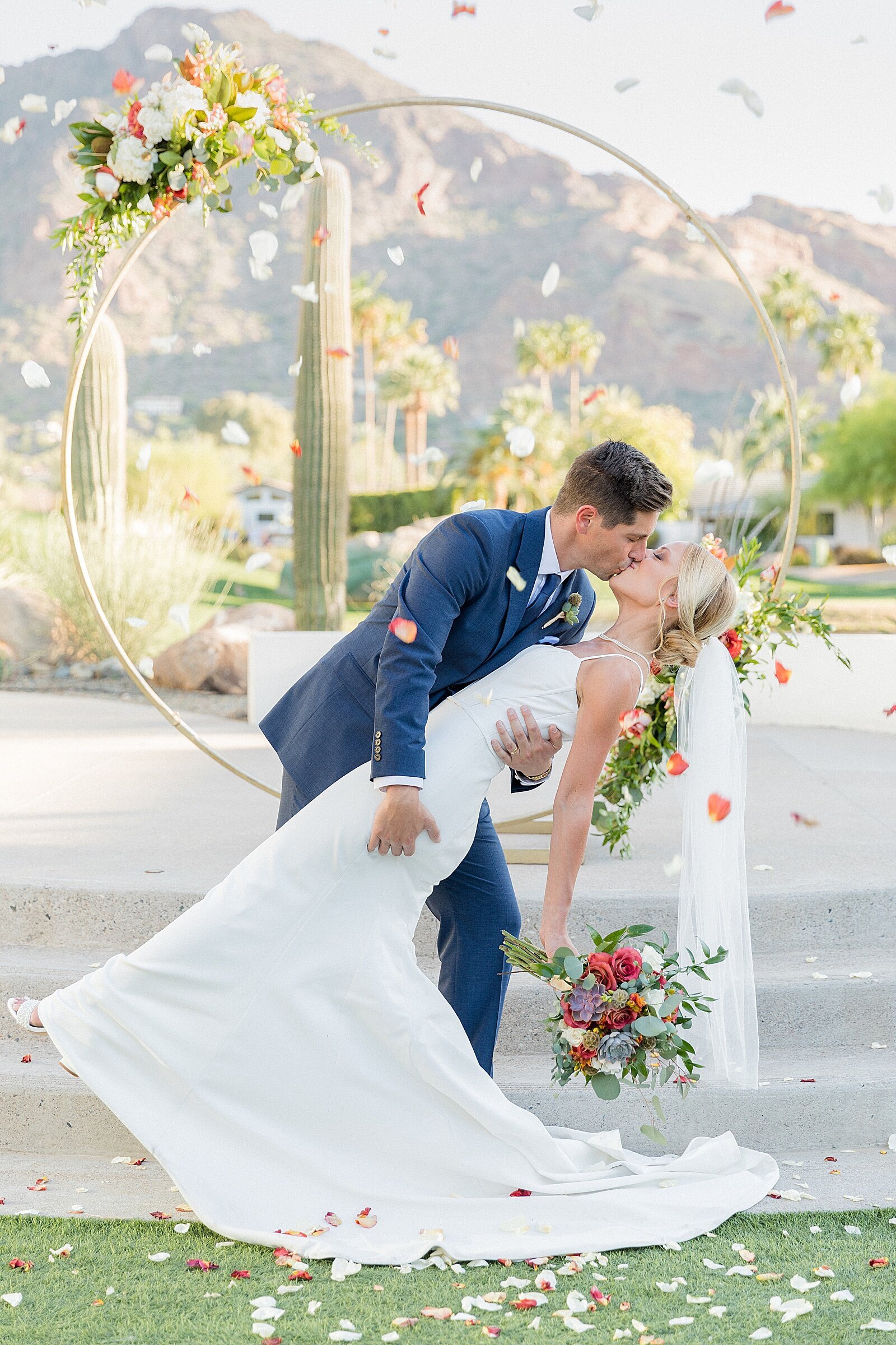 light bright happy airy scottsdale arizona wedding photographer_0010