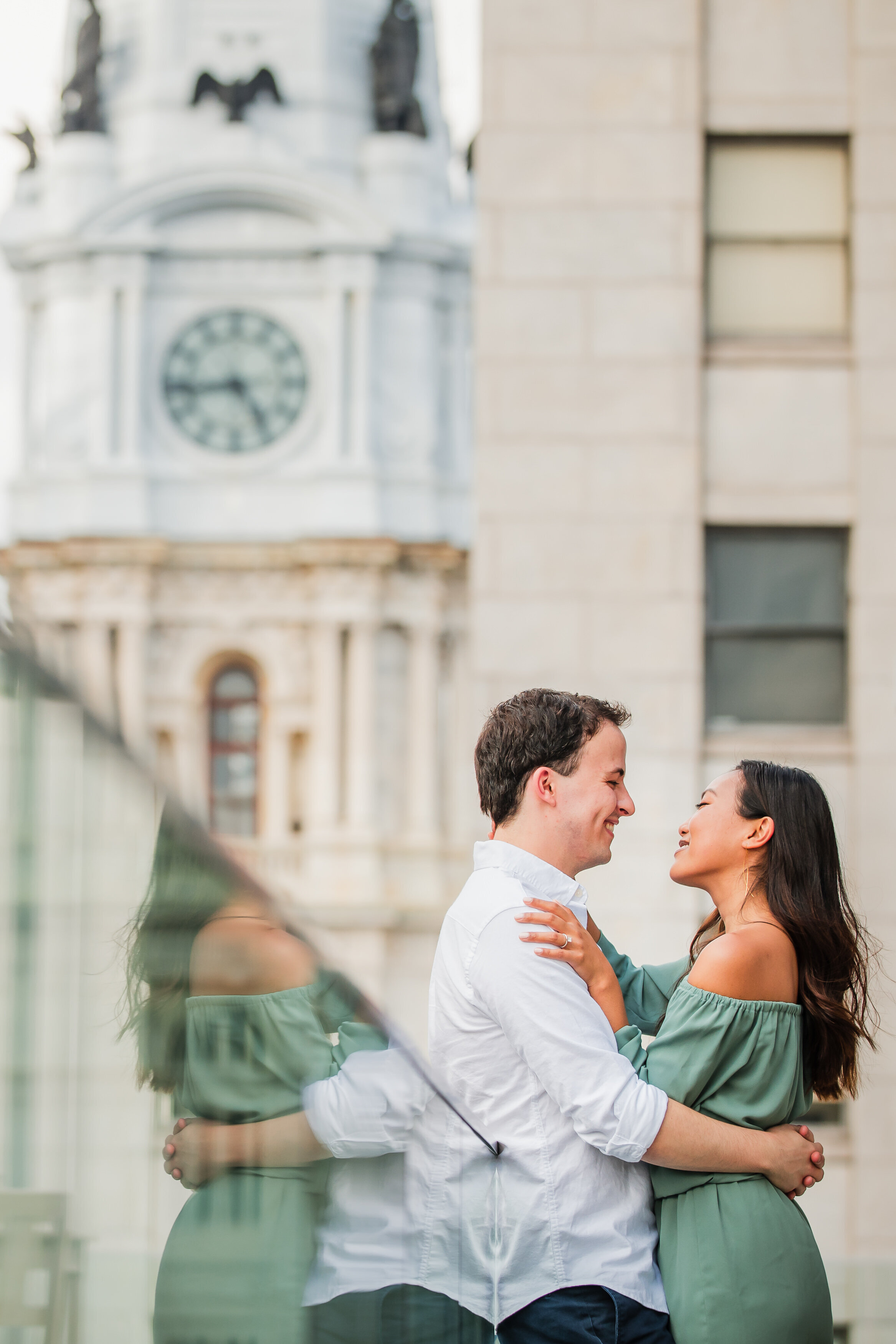 philly-rooftop-engagement-session