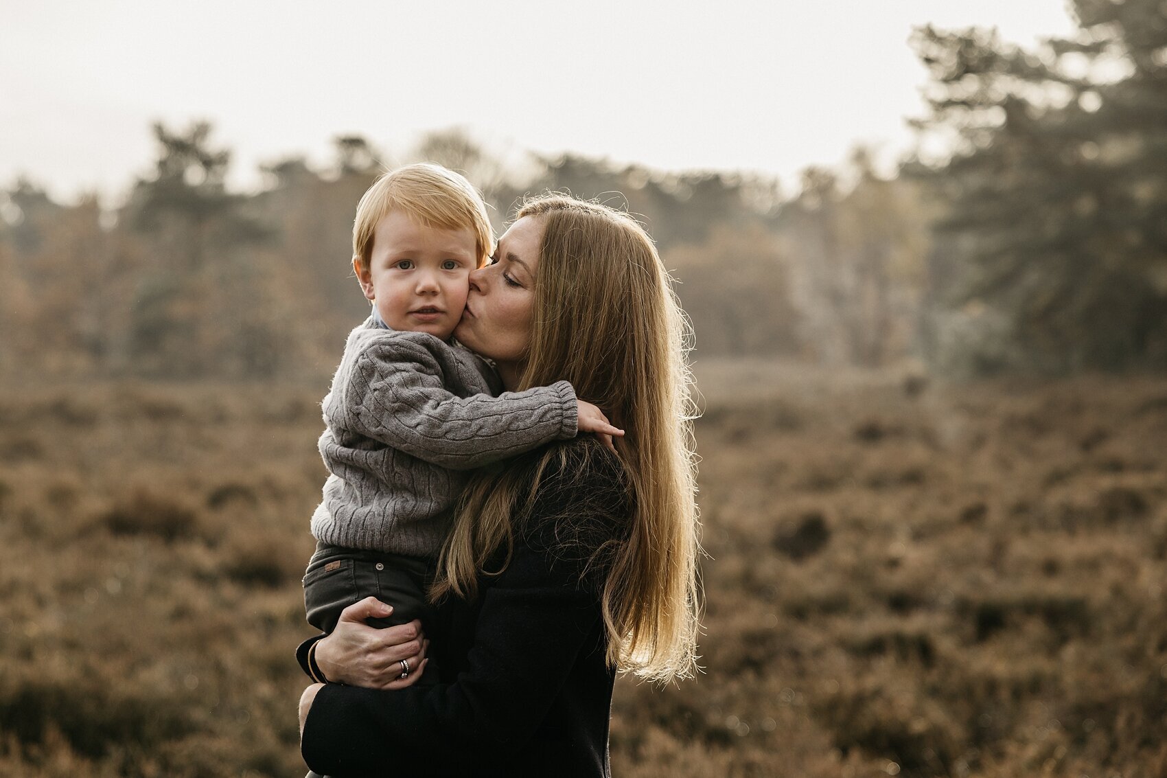 Gezinsfotoshoot op locatie_0075