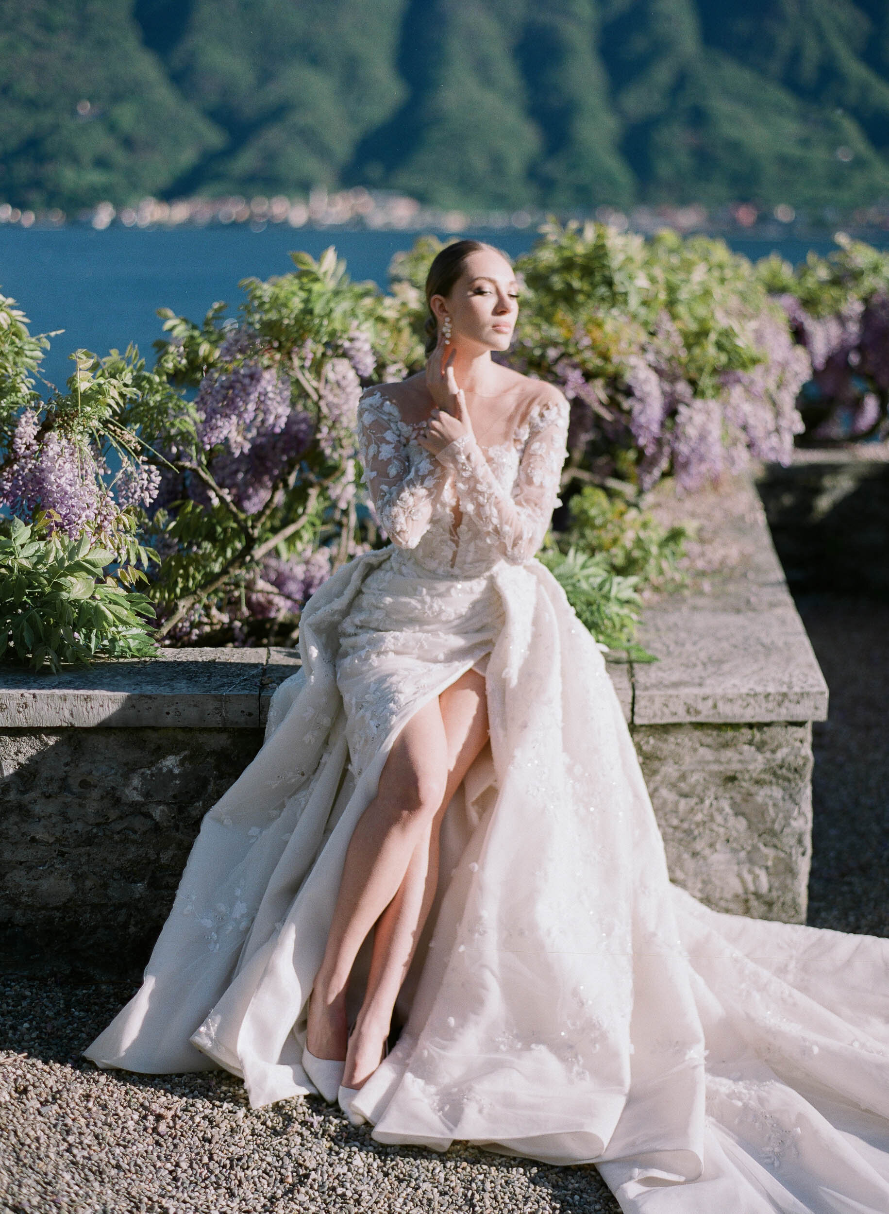 Alexandra-Vonk-engagement-session-Lake-Como-Villa-Balbiano-42