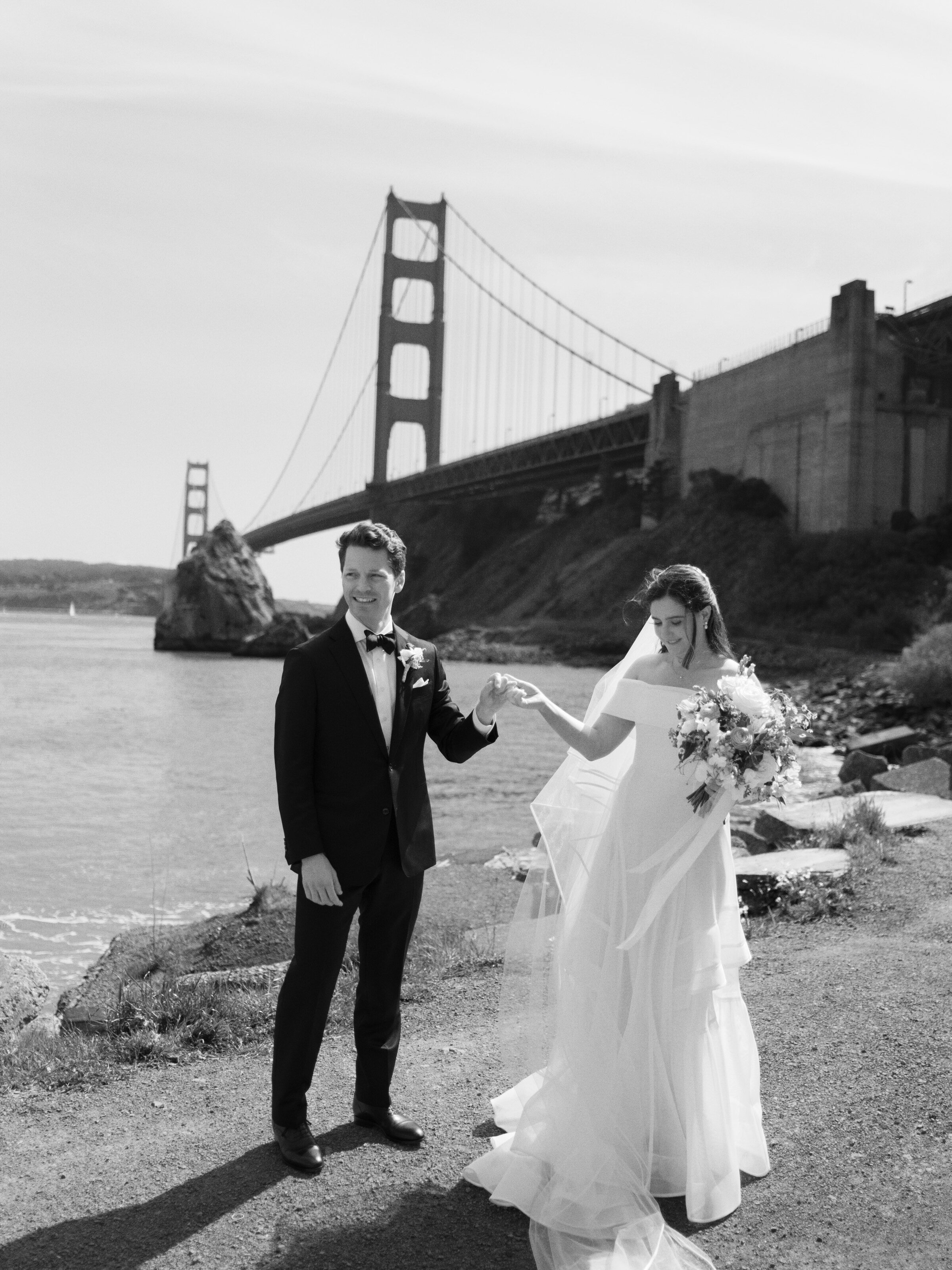 san-francisco-wedding-photographers-at-cavallo-point-by-the-tenneys_4